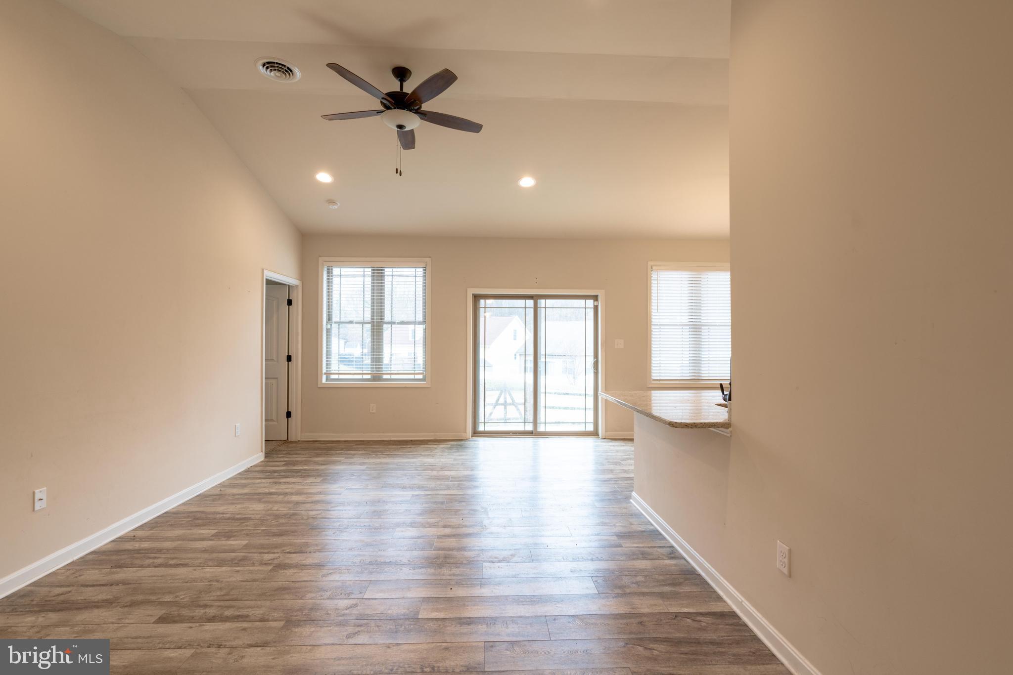 SOUTH END VILLAS - Residential