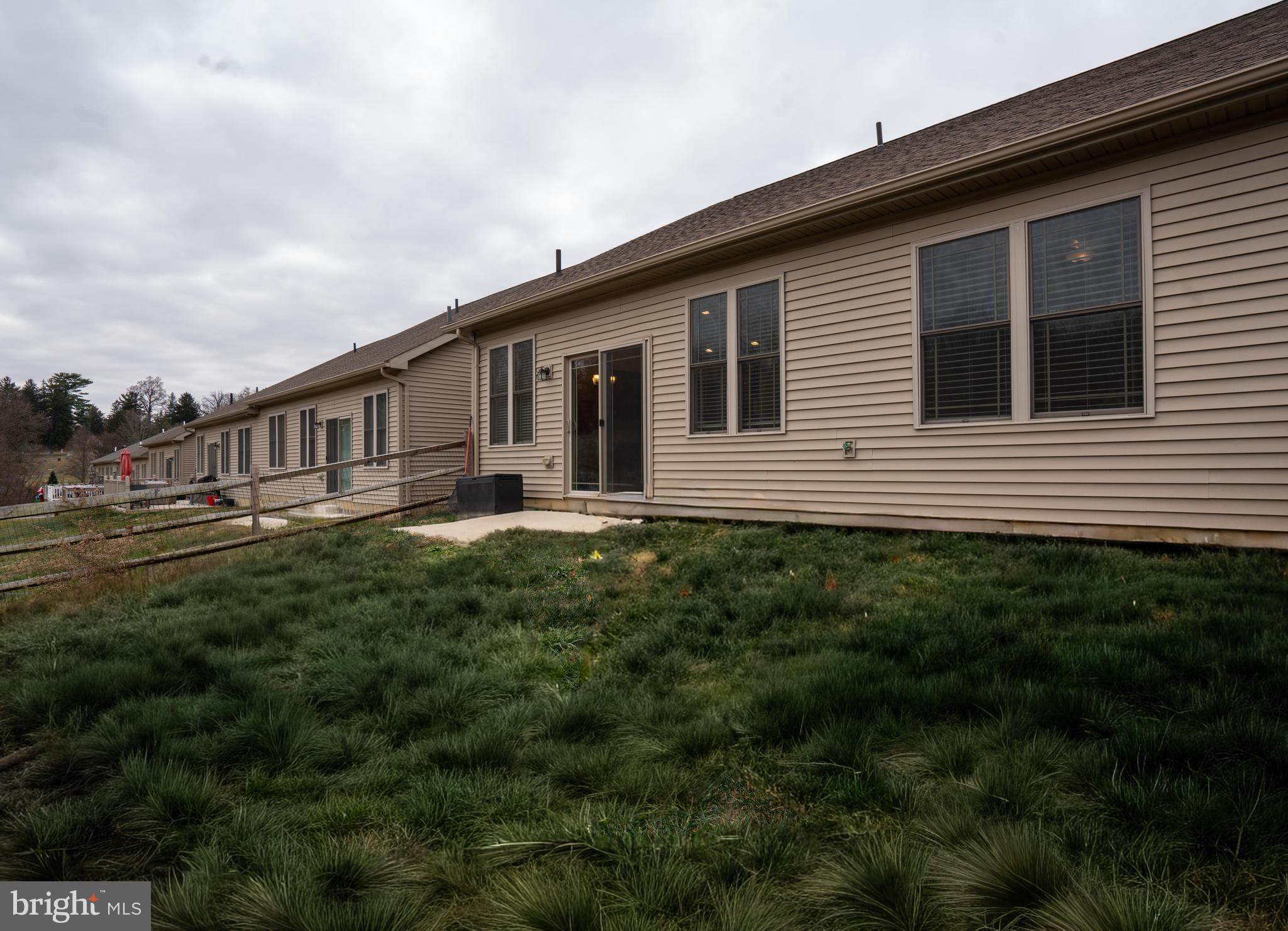 SOUTH END VILLAS - Residential