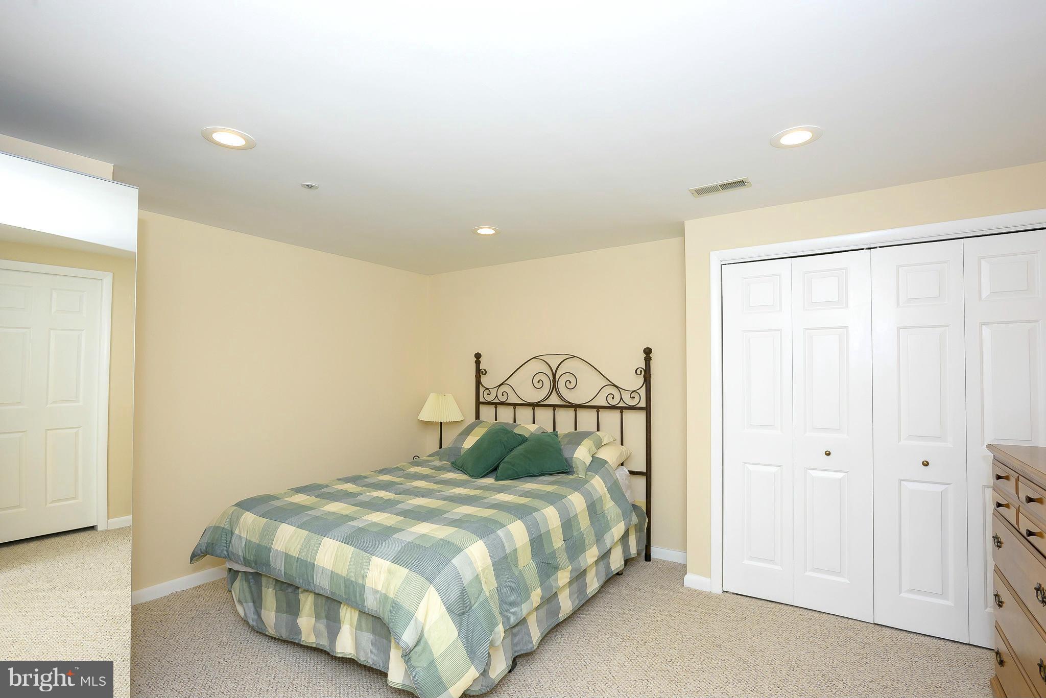 THE GREENS AT FAIRWAY HILLS - Residential Lease