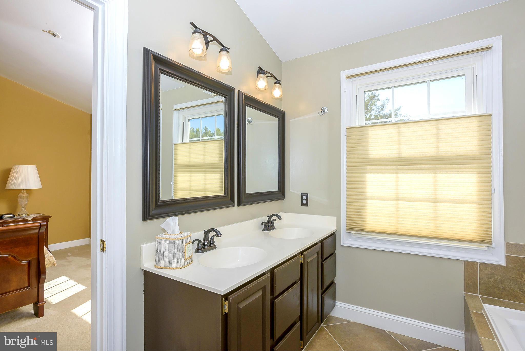 THE GREENS AT FAIRWAY HILLS - Residential Lease