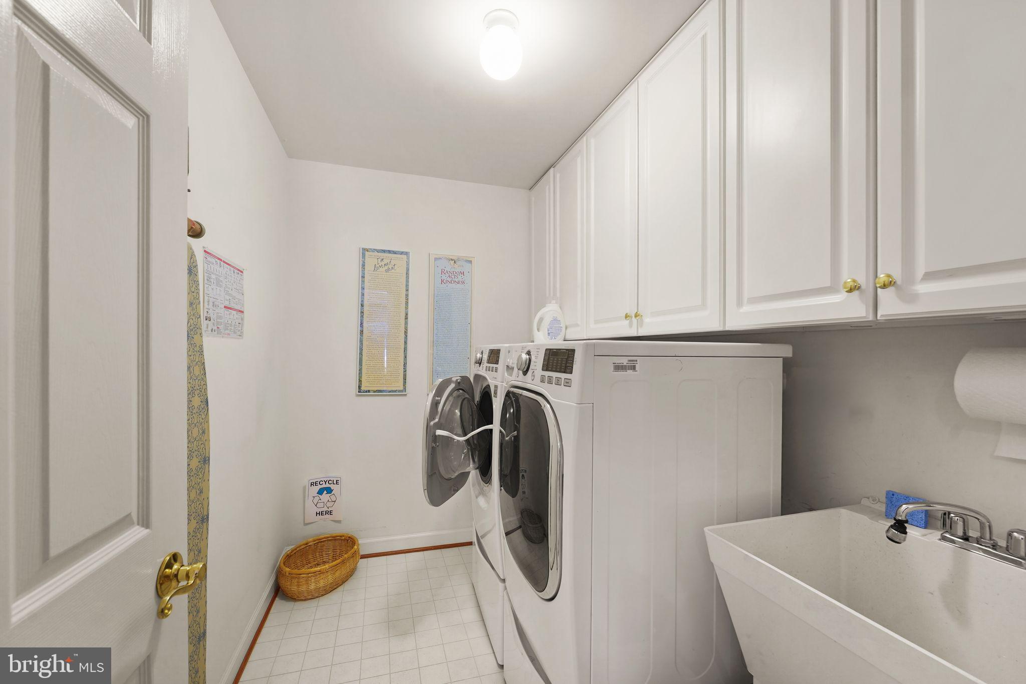 LAMBIANCE OF MCLEAN - Residential