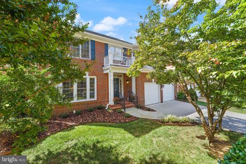 6651 AVIGNON BOULEVARD FALLS CHURCH VA 22043