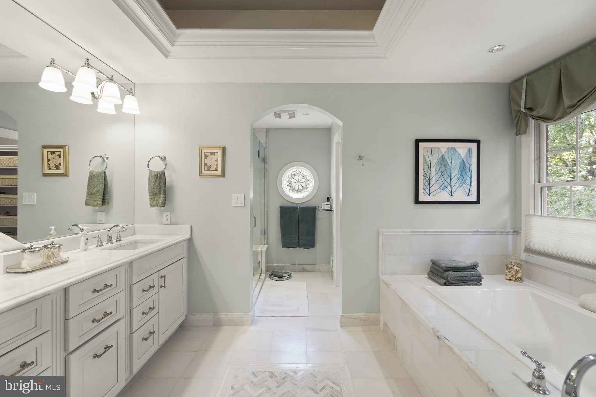 LAMBIANCE OF MCLEAN - Residential