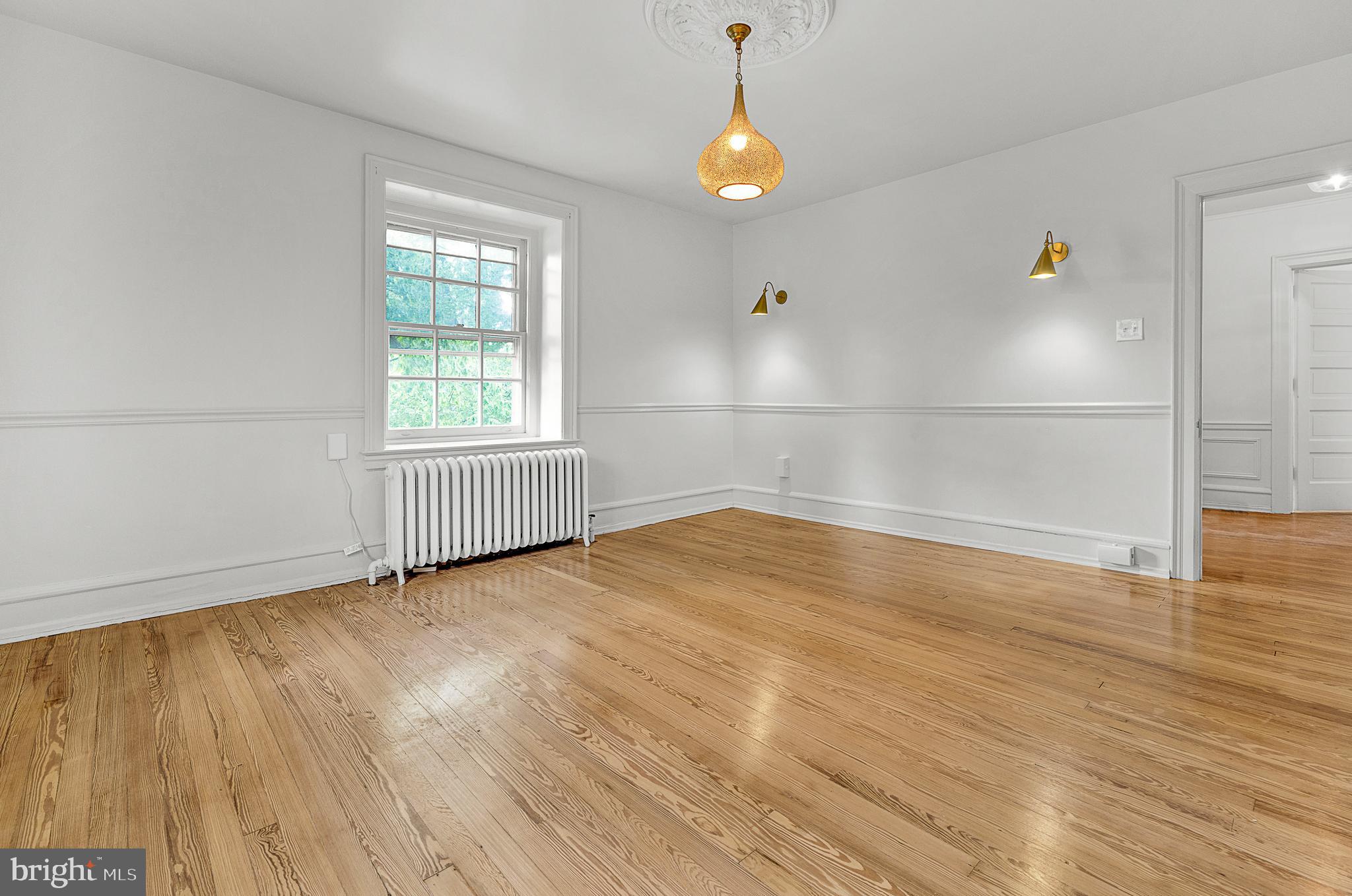 JENKINTOWN - Residential