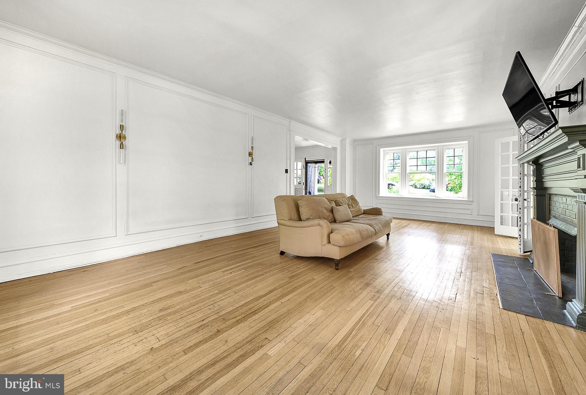 119 SUMMIT AVENUE