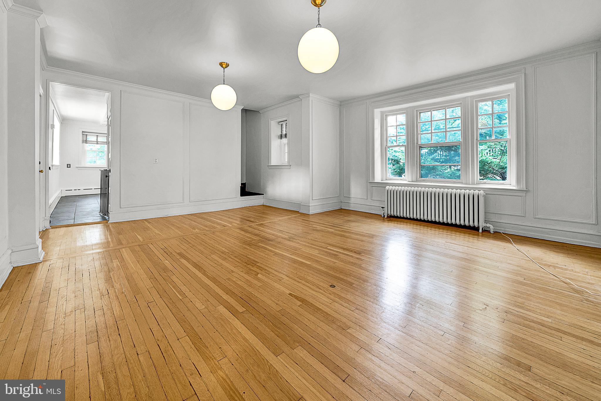 JENKINTOWN - Residential