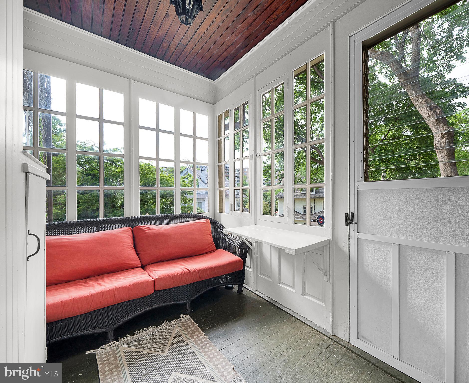 JENKINTOWN - Residential