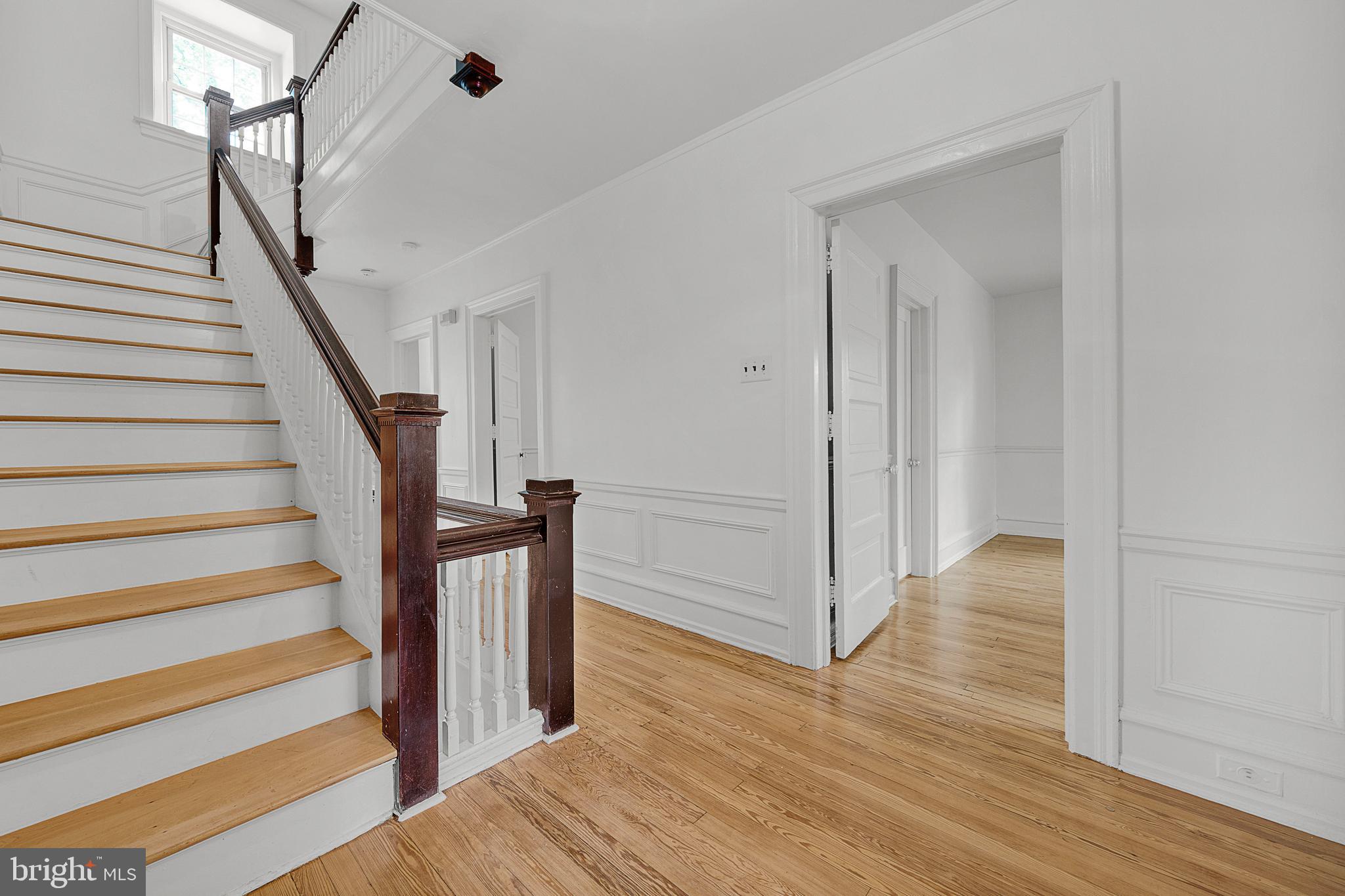 JENKINTOWN - Residential