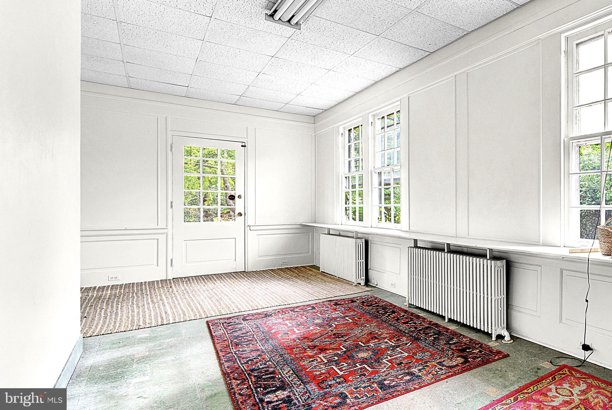 JENKINTOWN - Residential