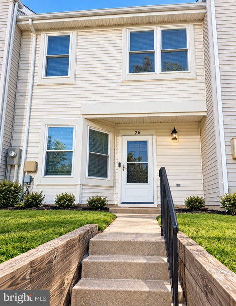 Townhouse For Sale - 26 Nakota Court<br/> MIDDLE RIVER, MD 21220