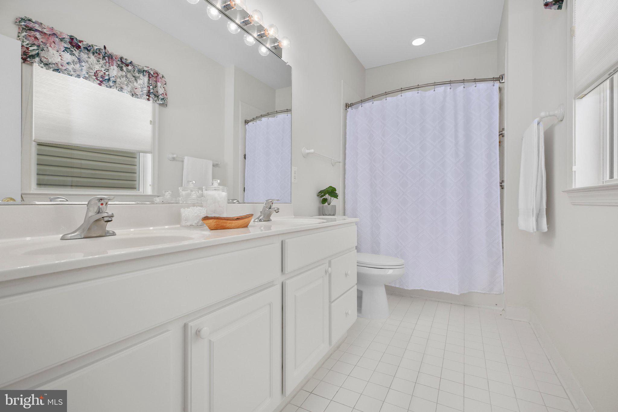 FALLS RUN - Residential