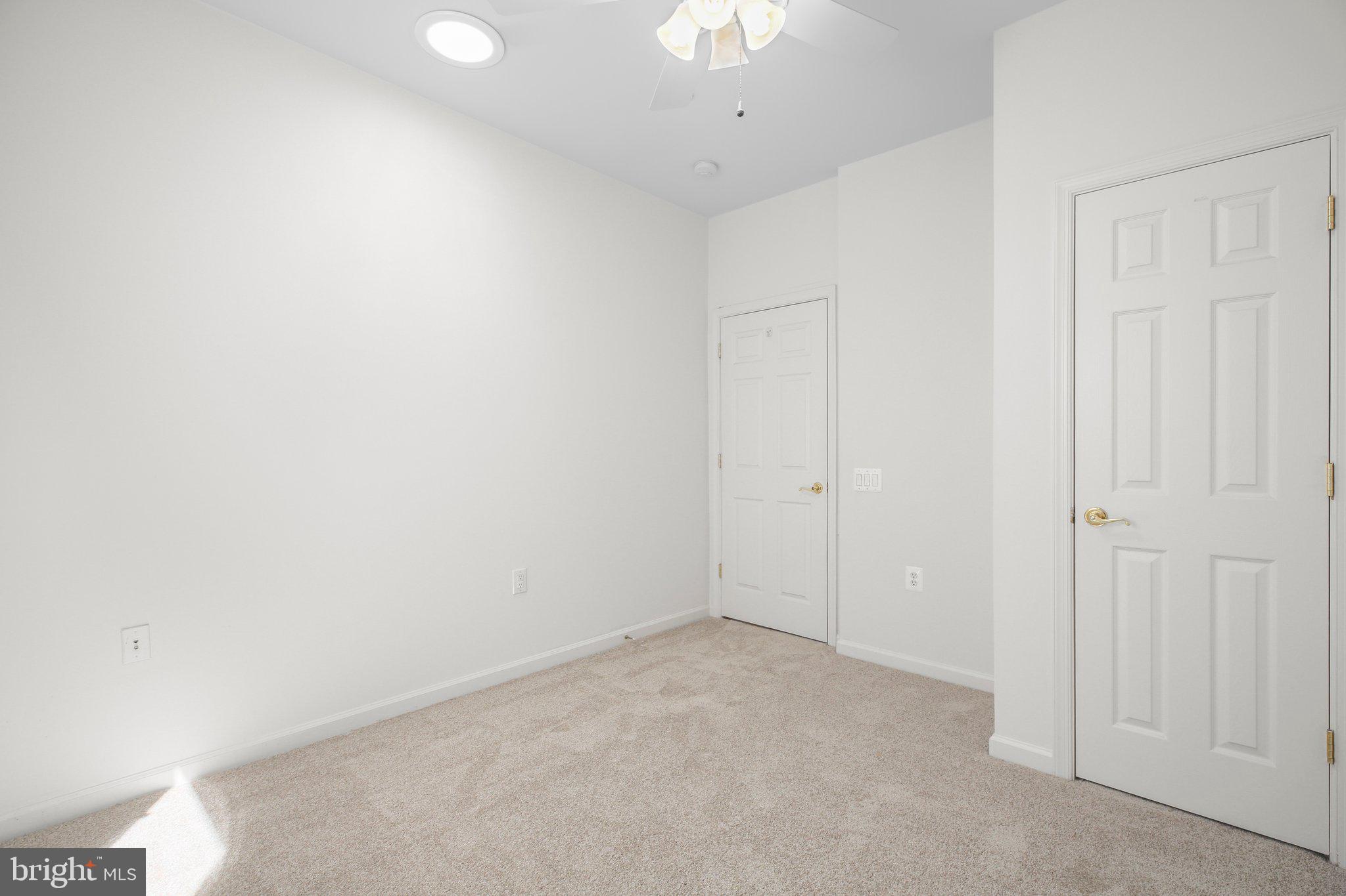 FALLS RUN - Residential