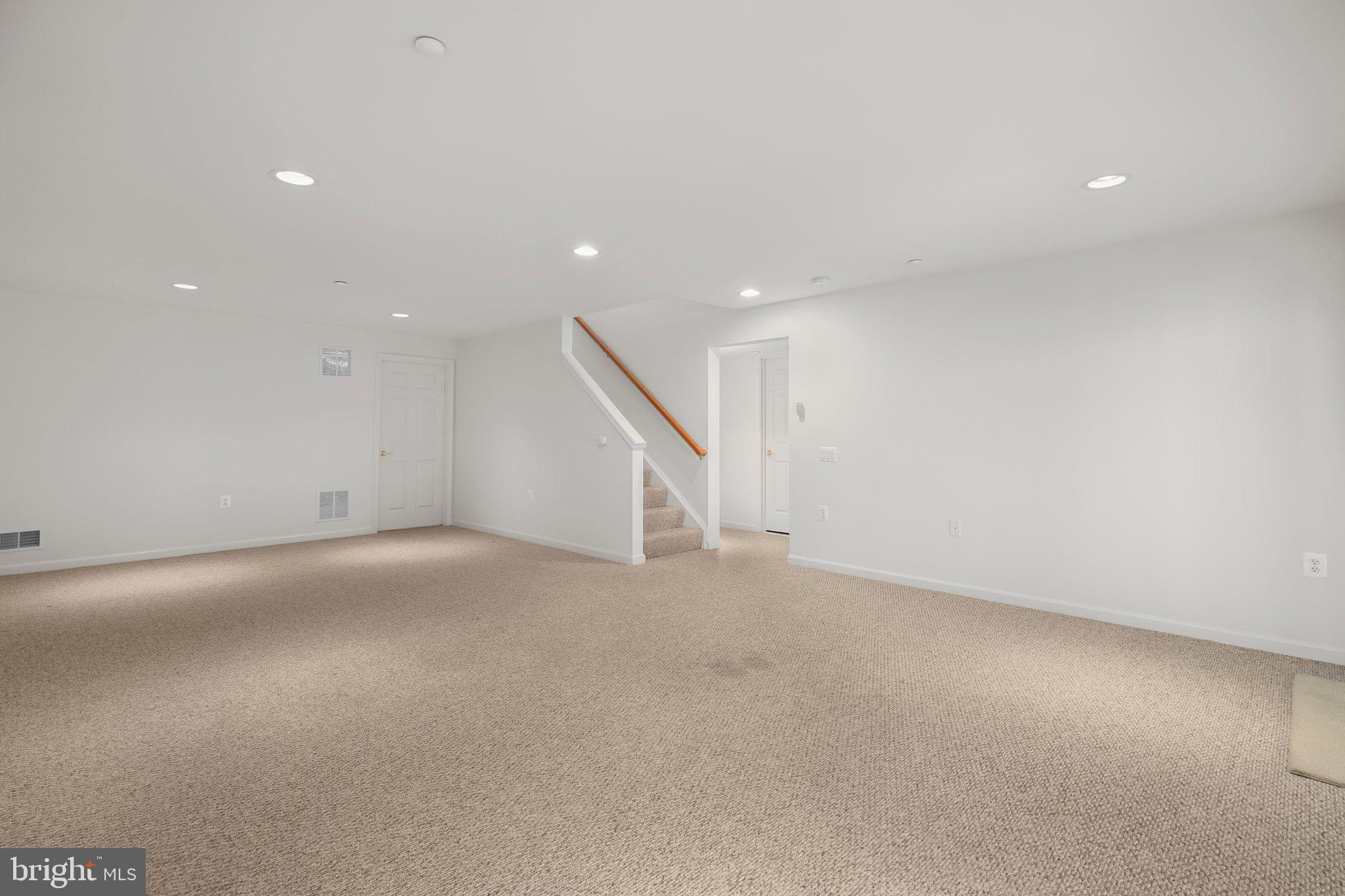 FALLS RUN - Residential