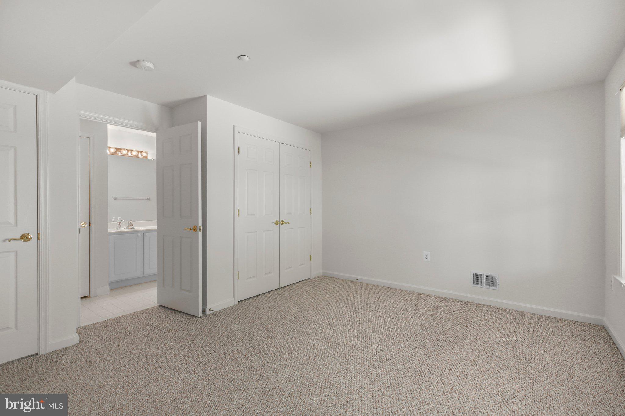 FALLS RUN - Residential