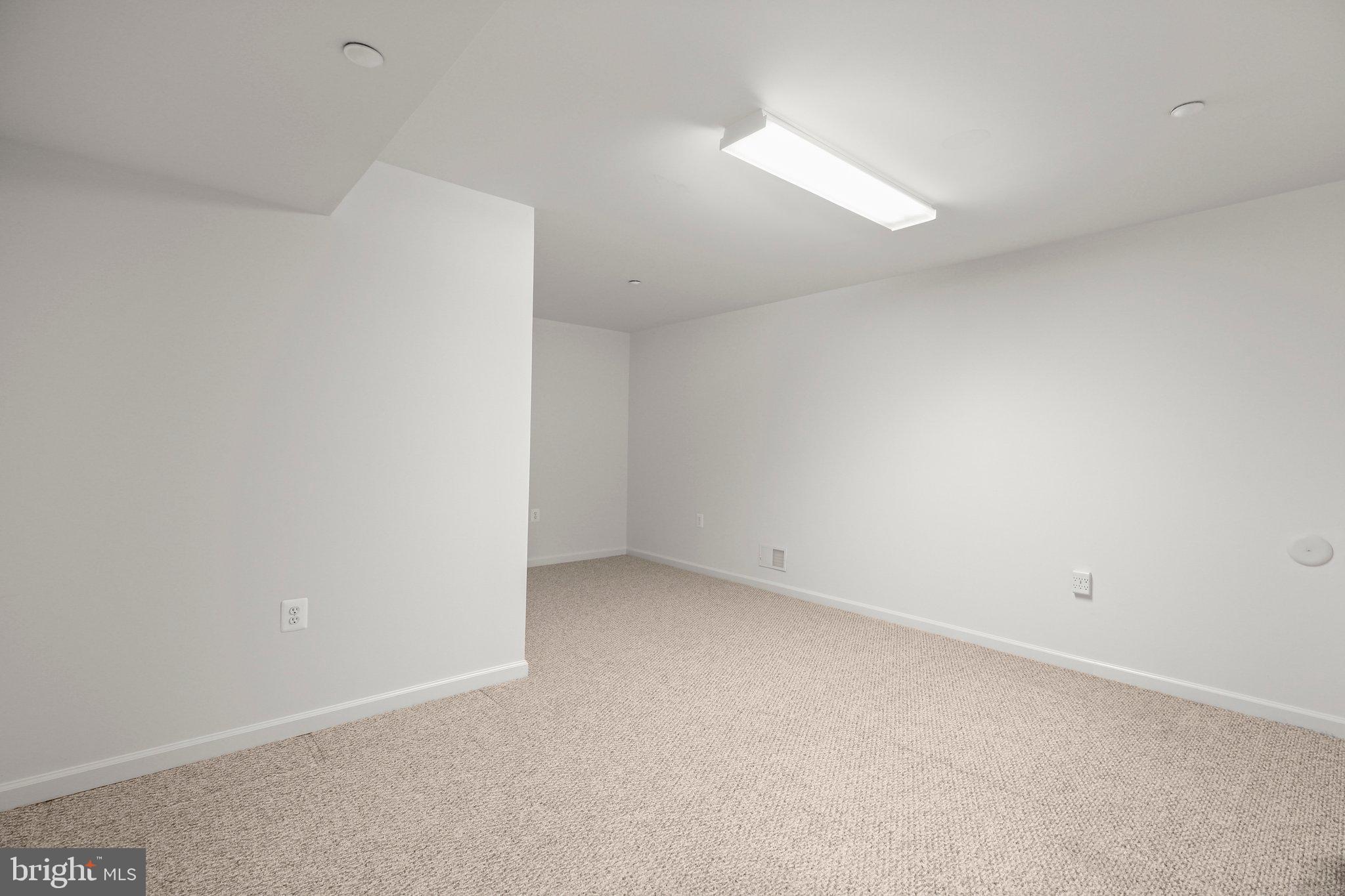 FALLS RUN - Residential