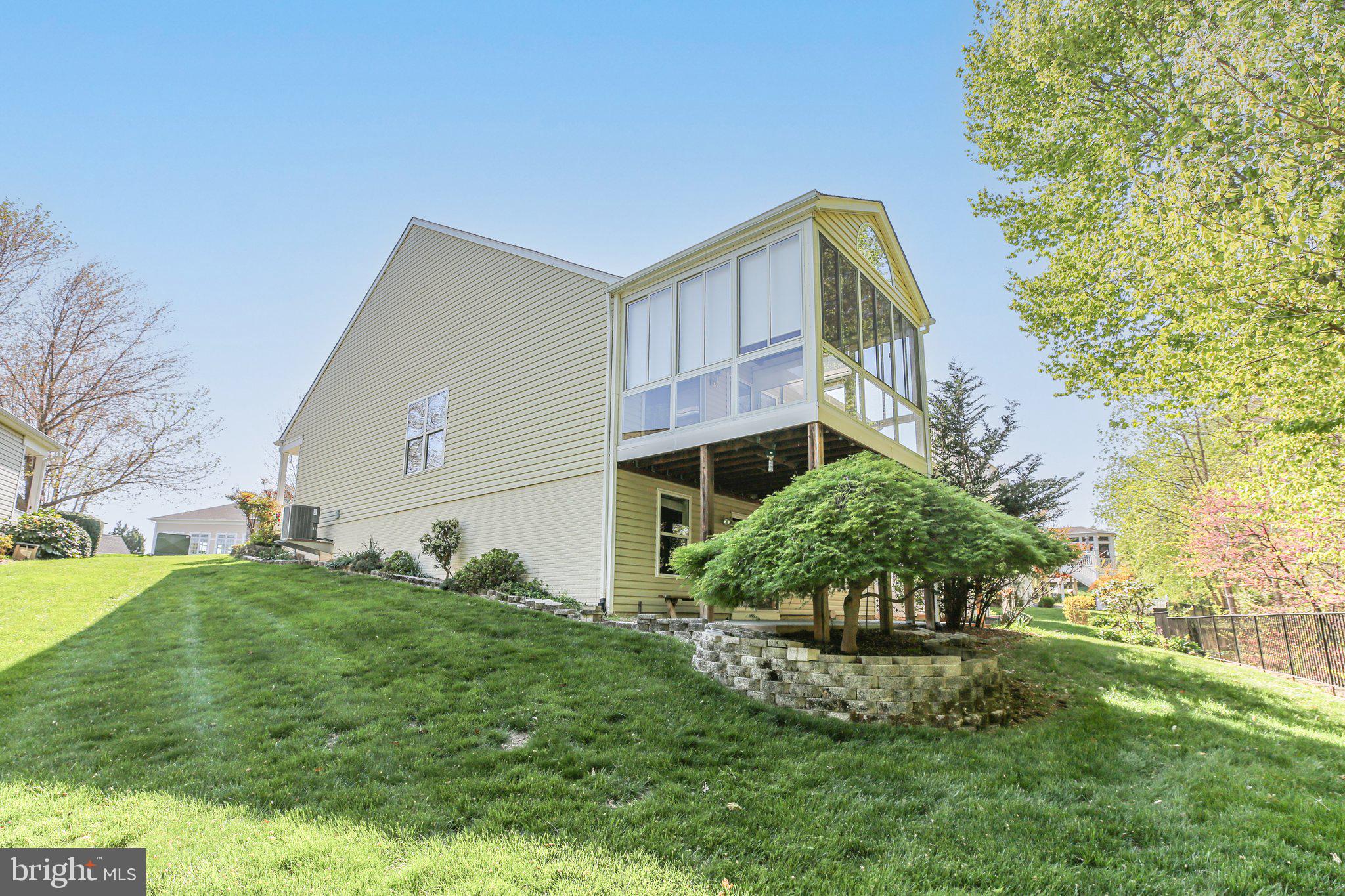 FALLS RUN - Residential