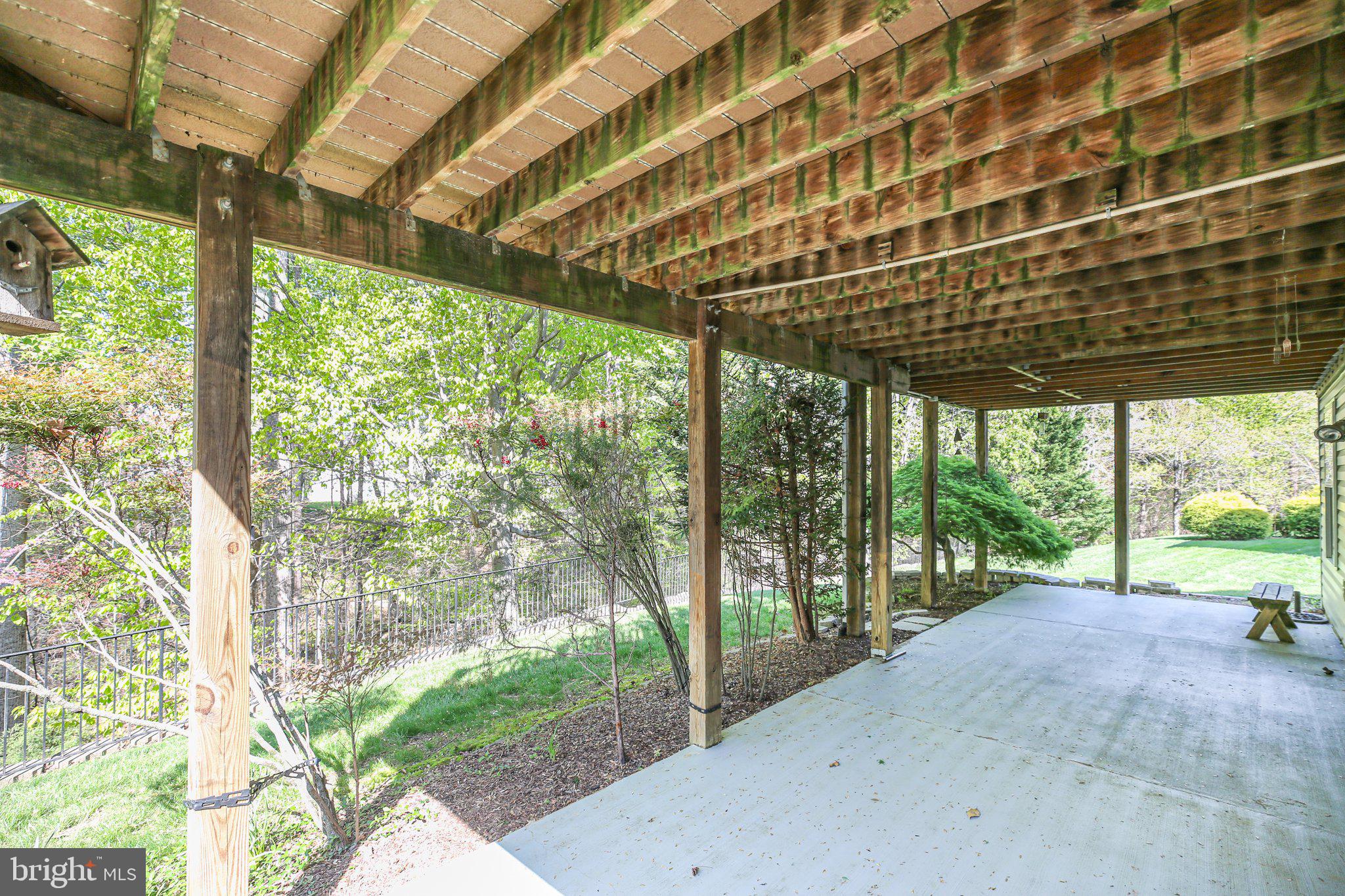 FALLS RUN - Residential