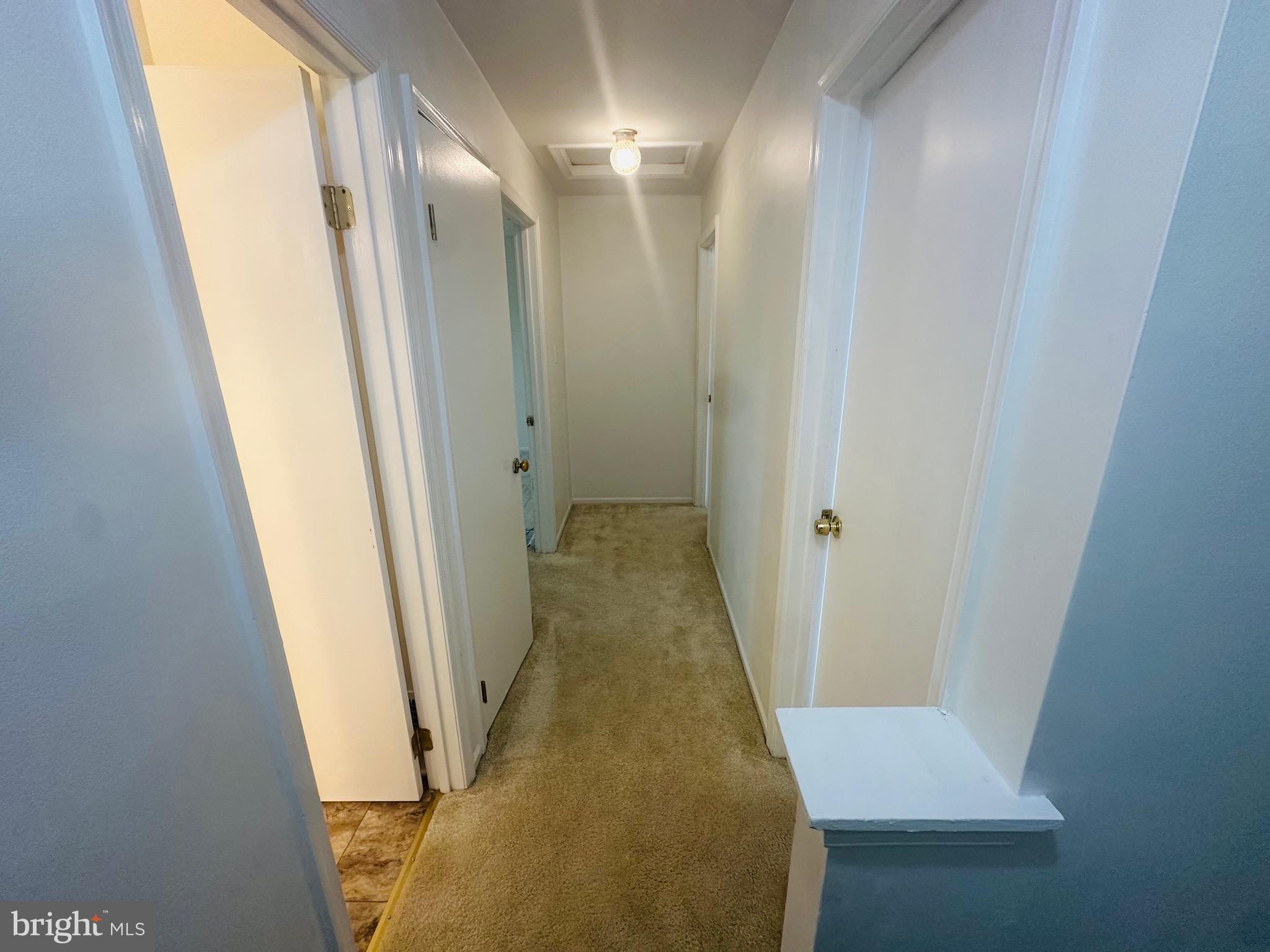 LAKE RIDGE - Residential Lease