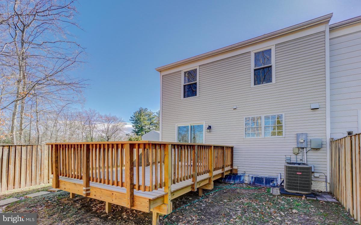 LAKE RIDGE - Residential Lease