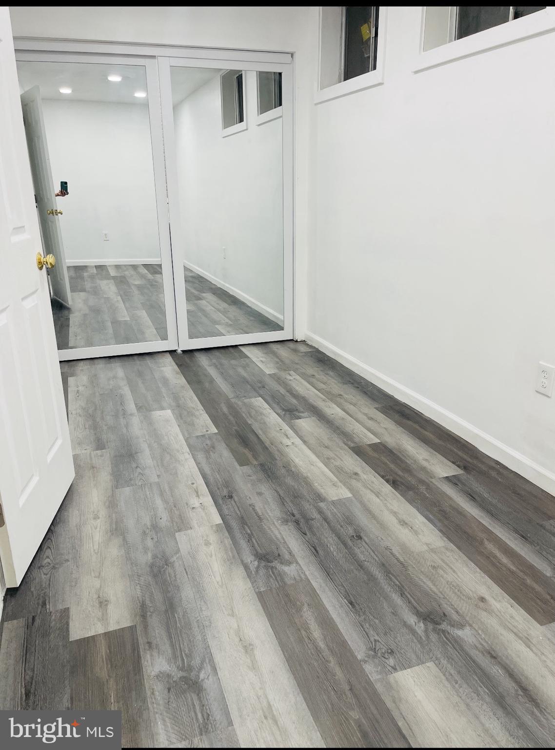 LAKE RIDGE - Residential Lease