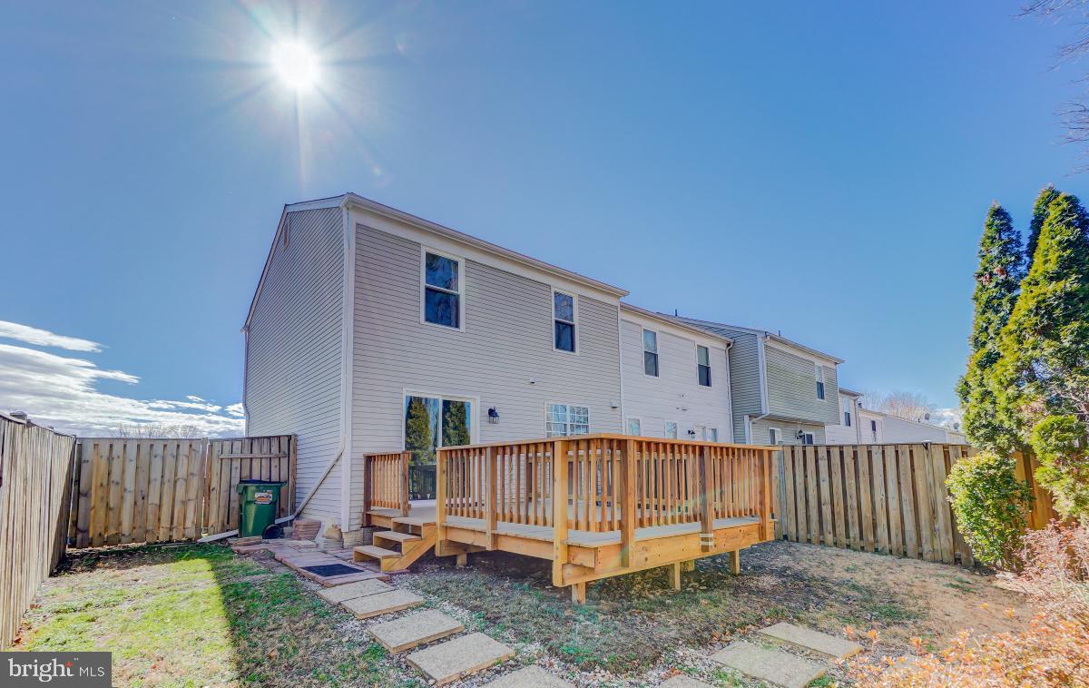 LAKE RIDGE - Residential Lease