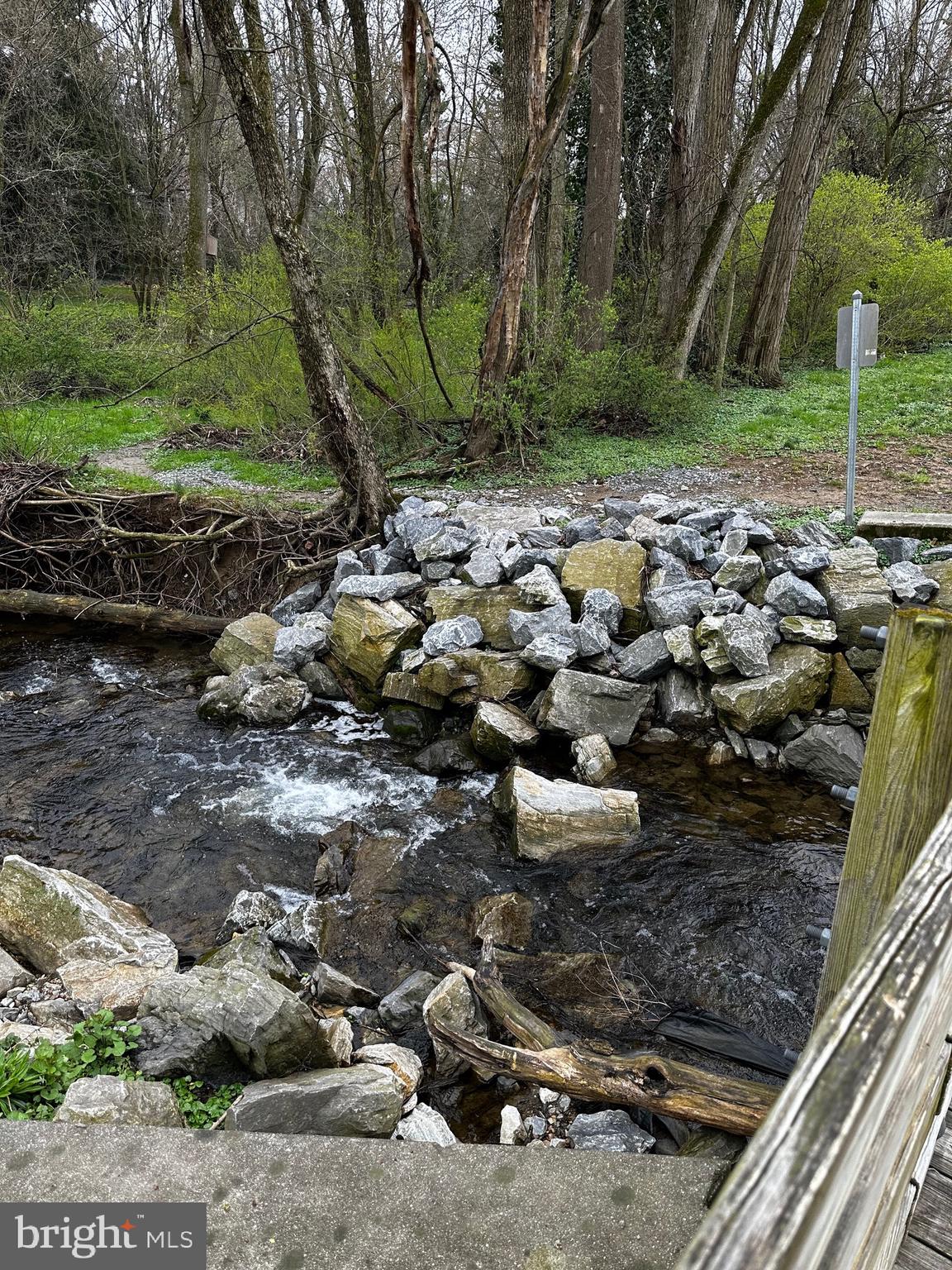 SCHOOL LANE HILLS - Residential