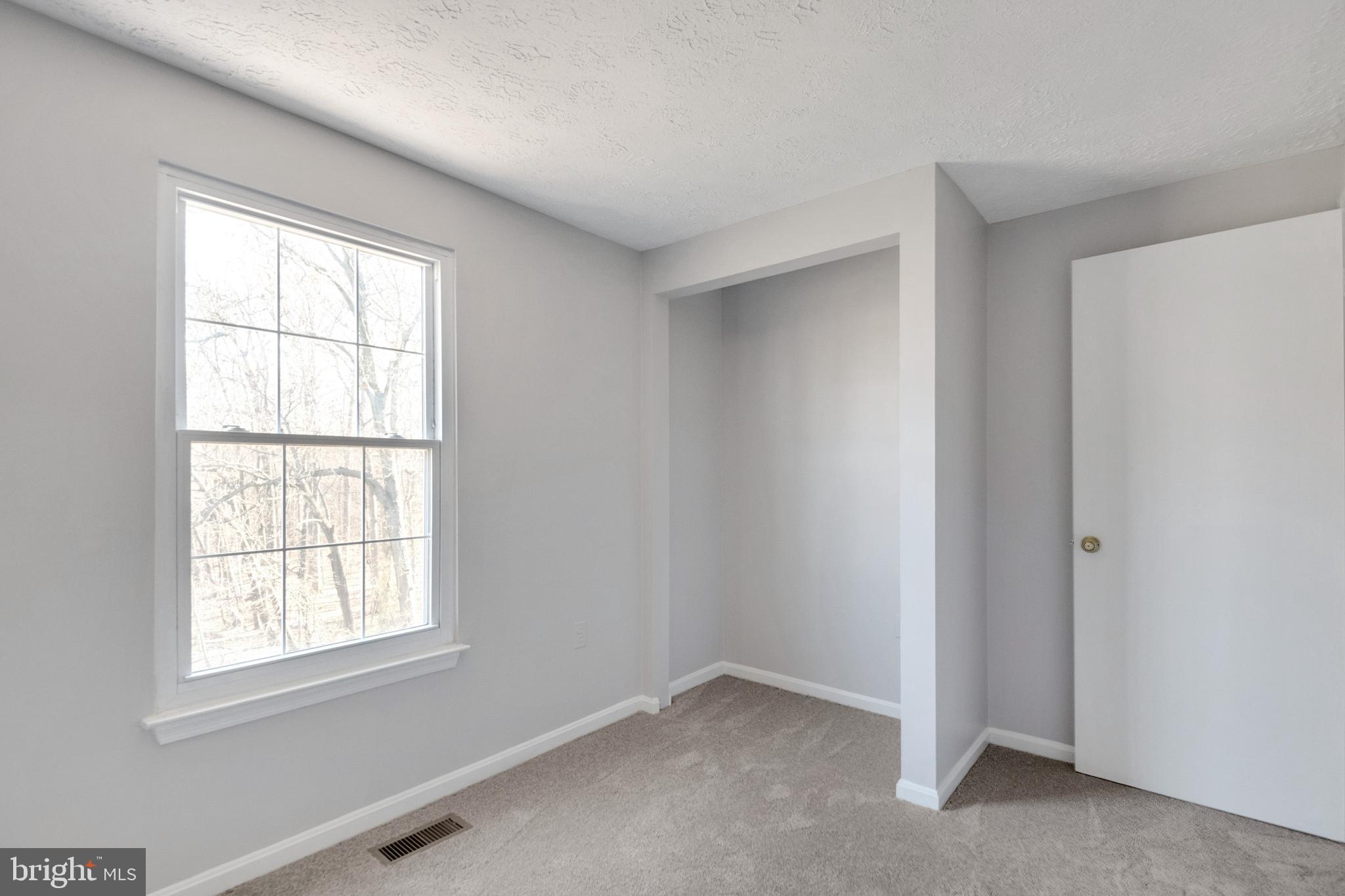 OAK VIEW VILLAGE - Residential