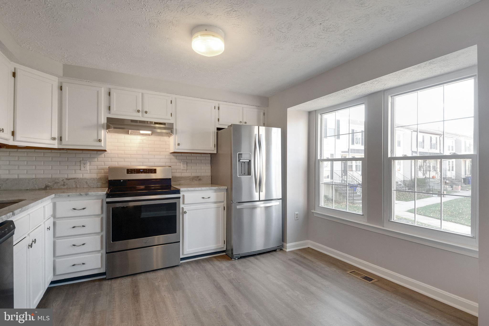 OAK VIEW VILLAGE - Residential