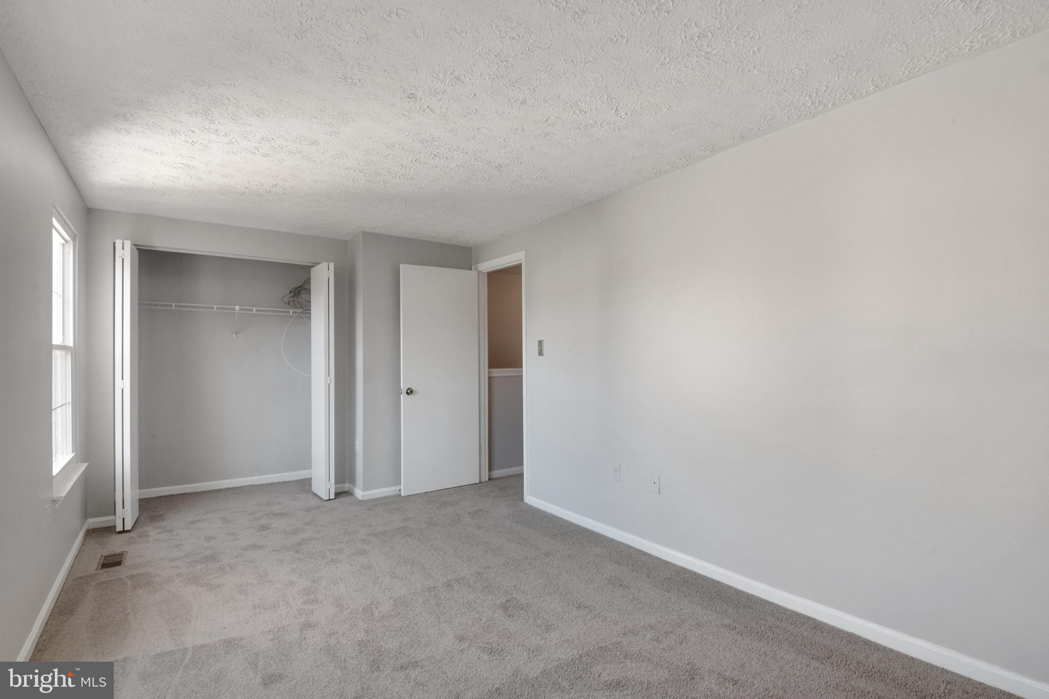 OAK VIEW VILLAGE - Residential