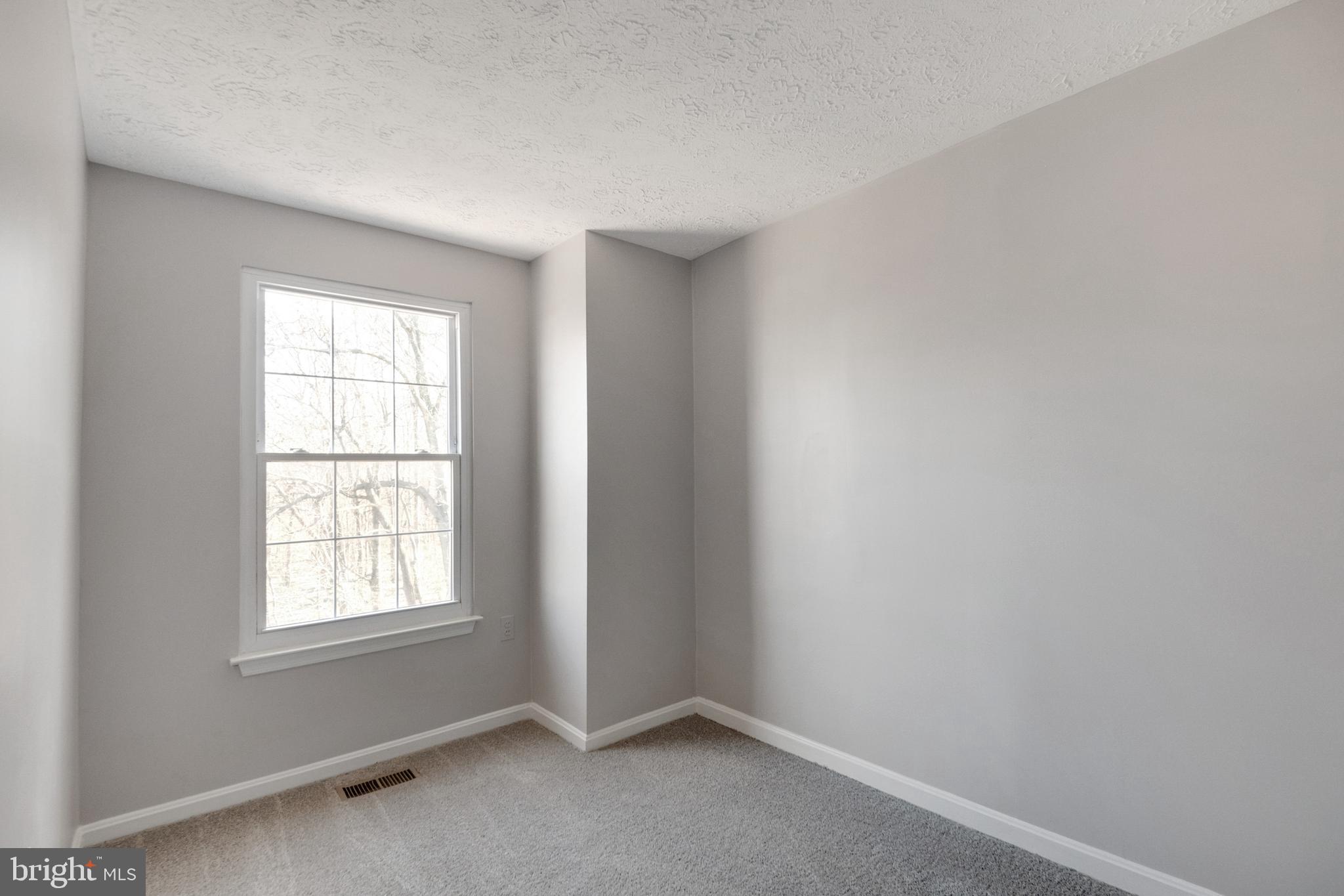 OAK VIEW VILLAGE - Residential