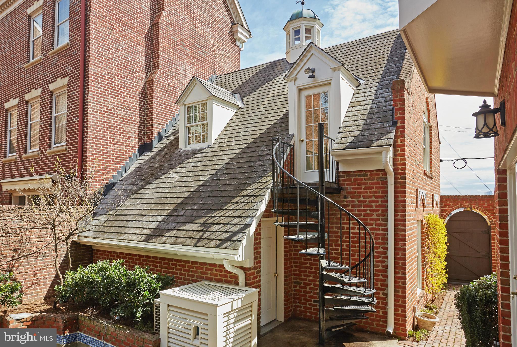 WATERFORD - Residential