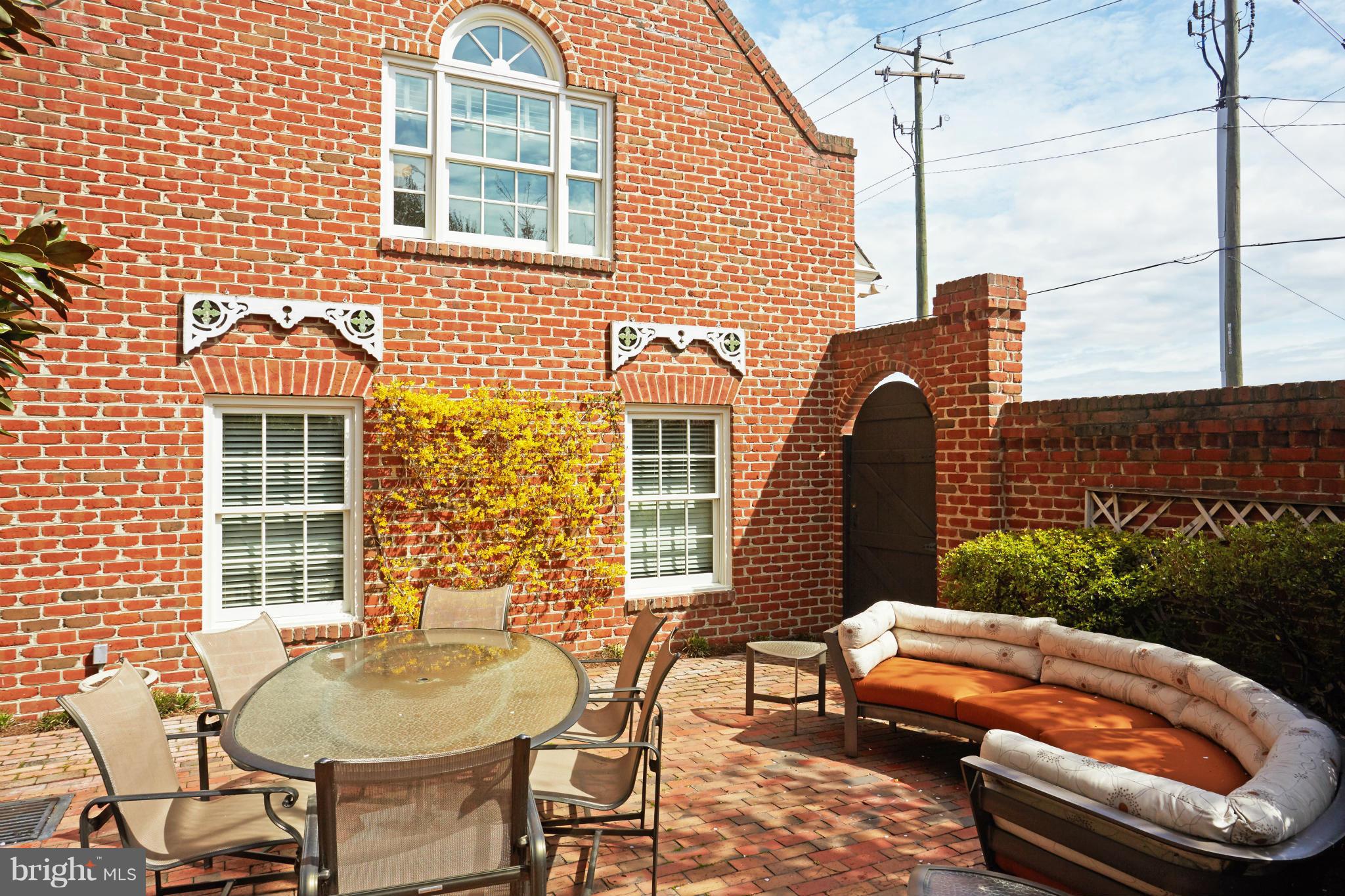 WATERFORD - Residential