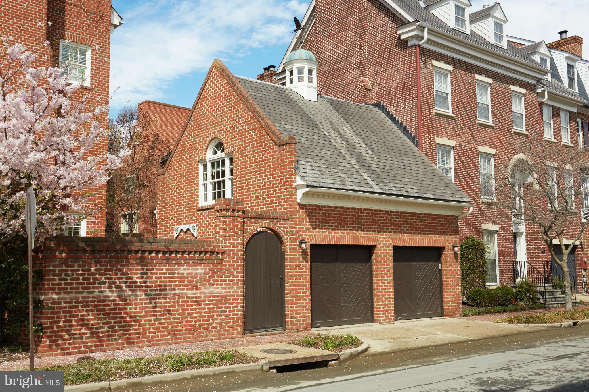 WATERFORD - Residential