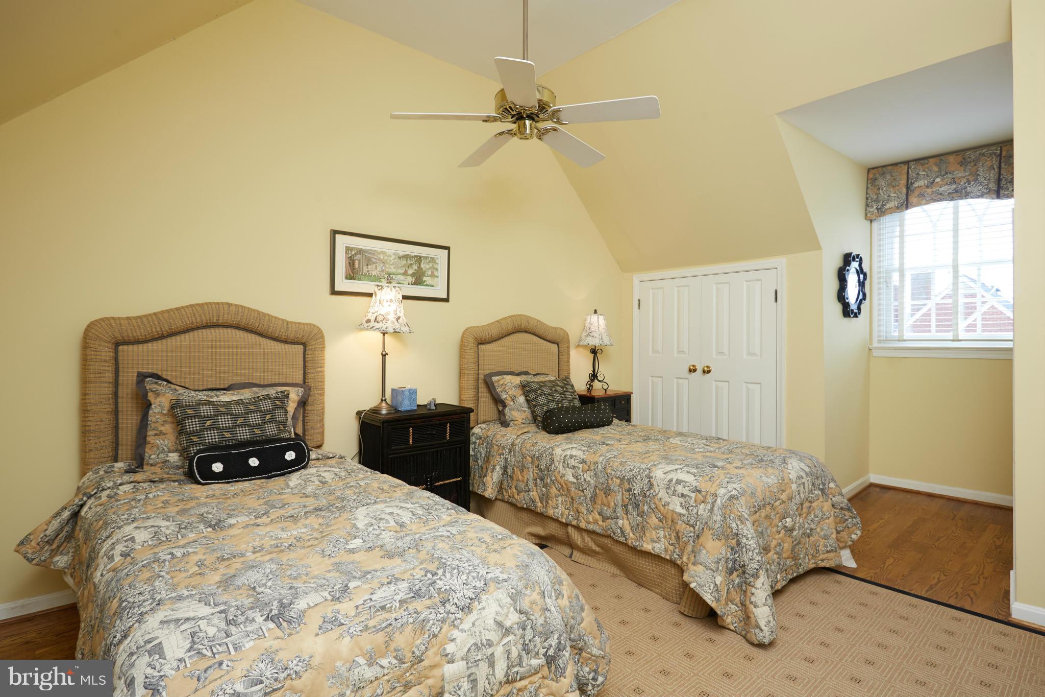 WATERFORD - Residential