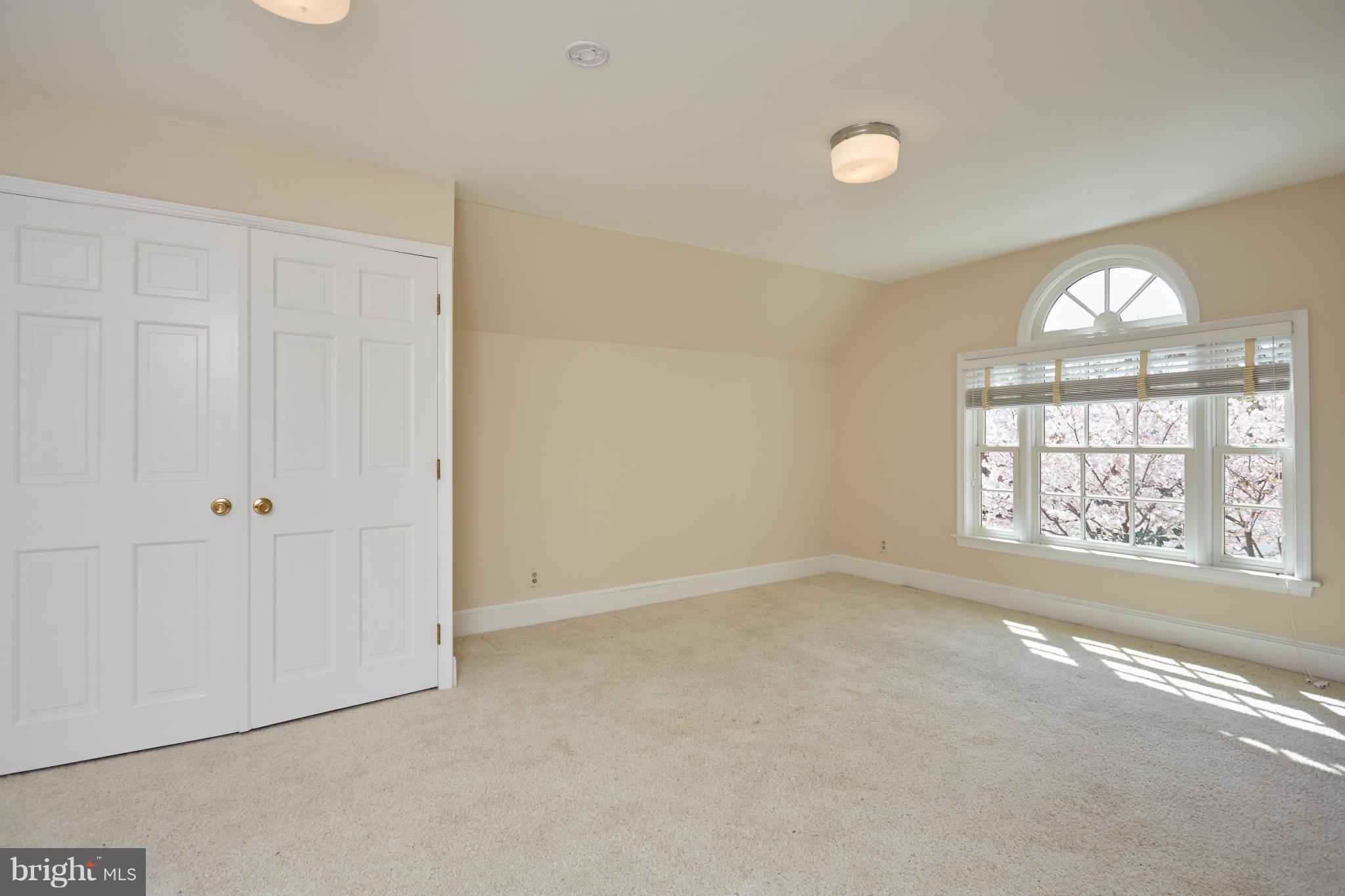 WATERFORD - Residential