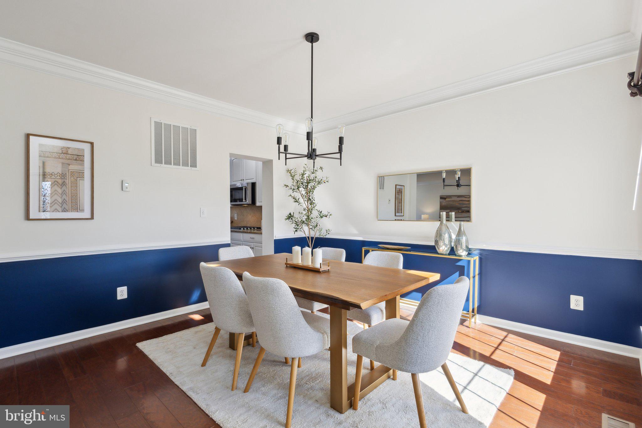 SOUTH RIDING - Residential