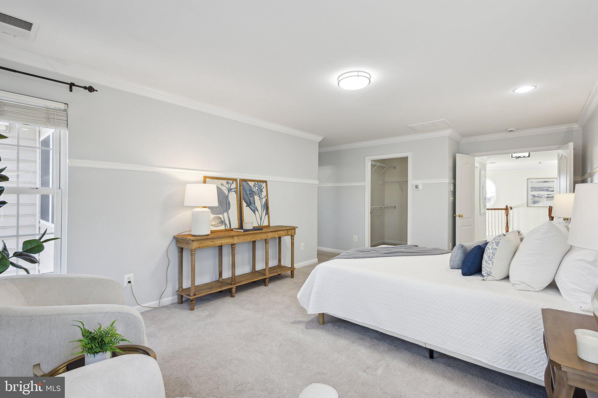 SOUTH RIDING - Residential