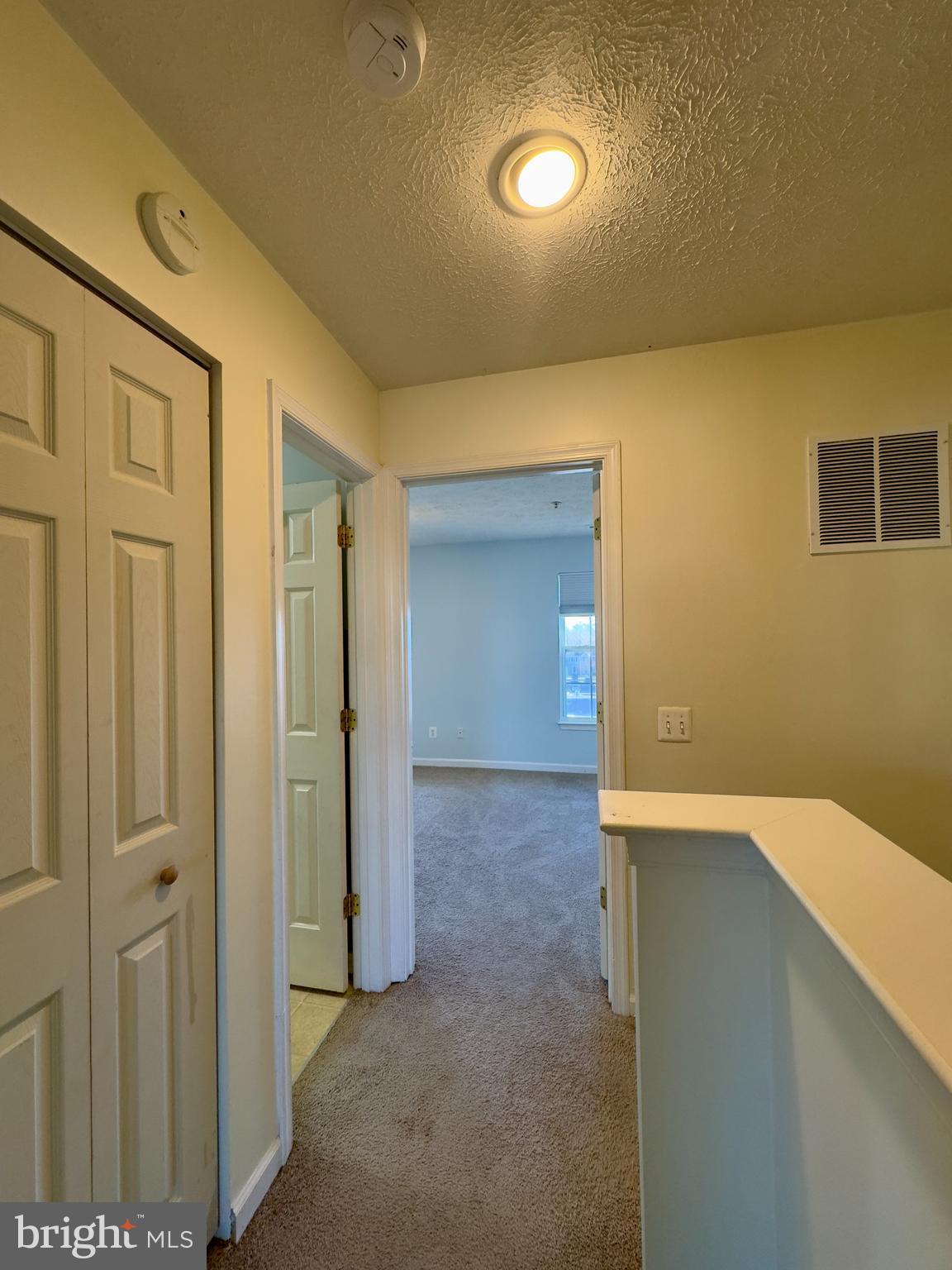 ABERDEEN HILLS - Residential Lease