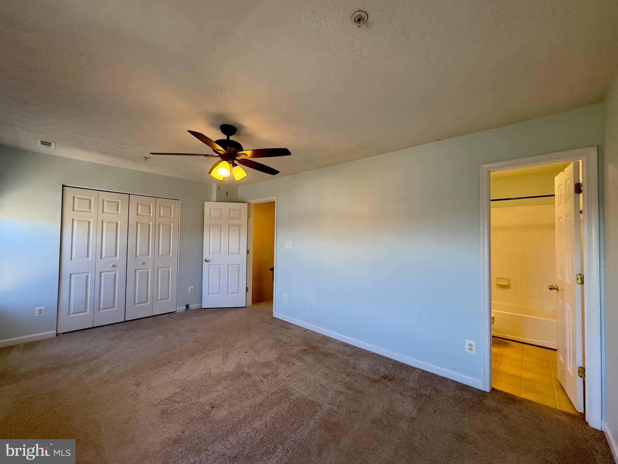 ABERDEEN HILLS - Residential Lease