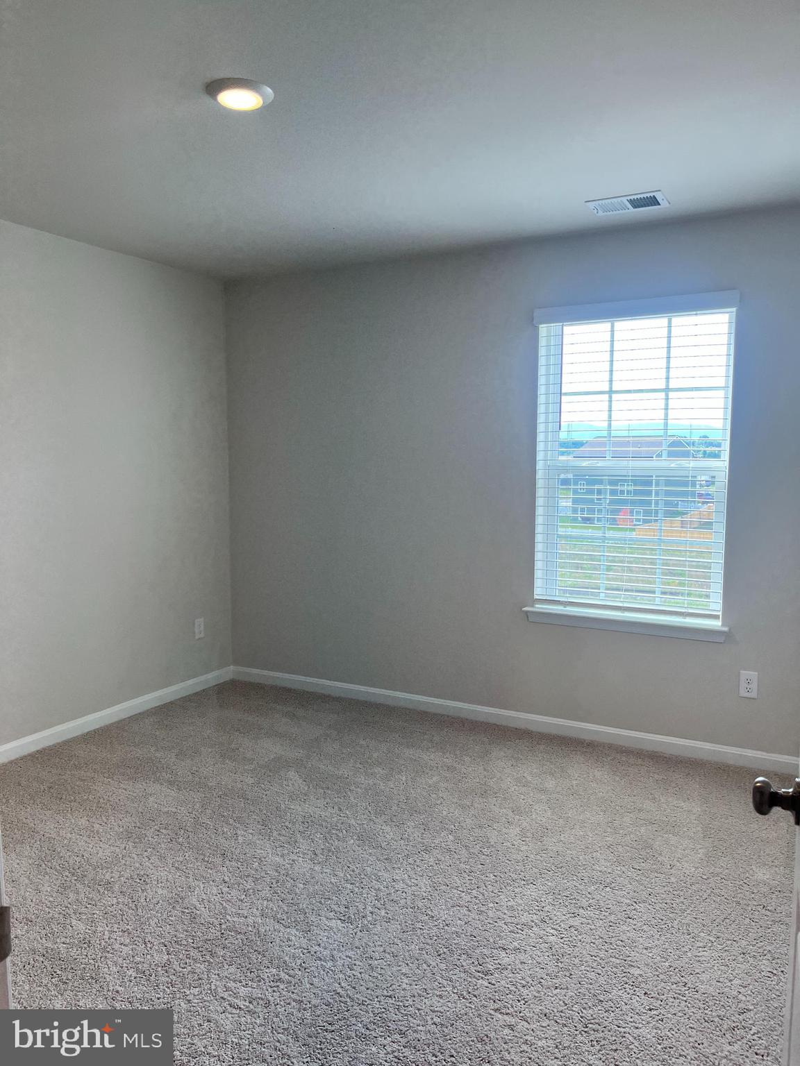 MAGNOLIA SPRINGS - Residential Lease