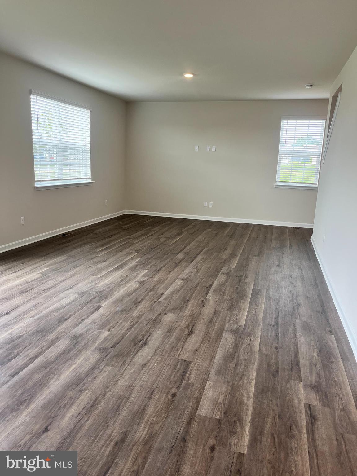 MAGNOLIA SPRINGS - Residential Lease