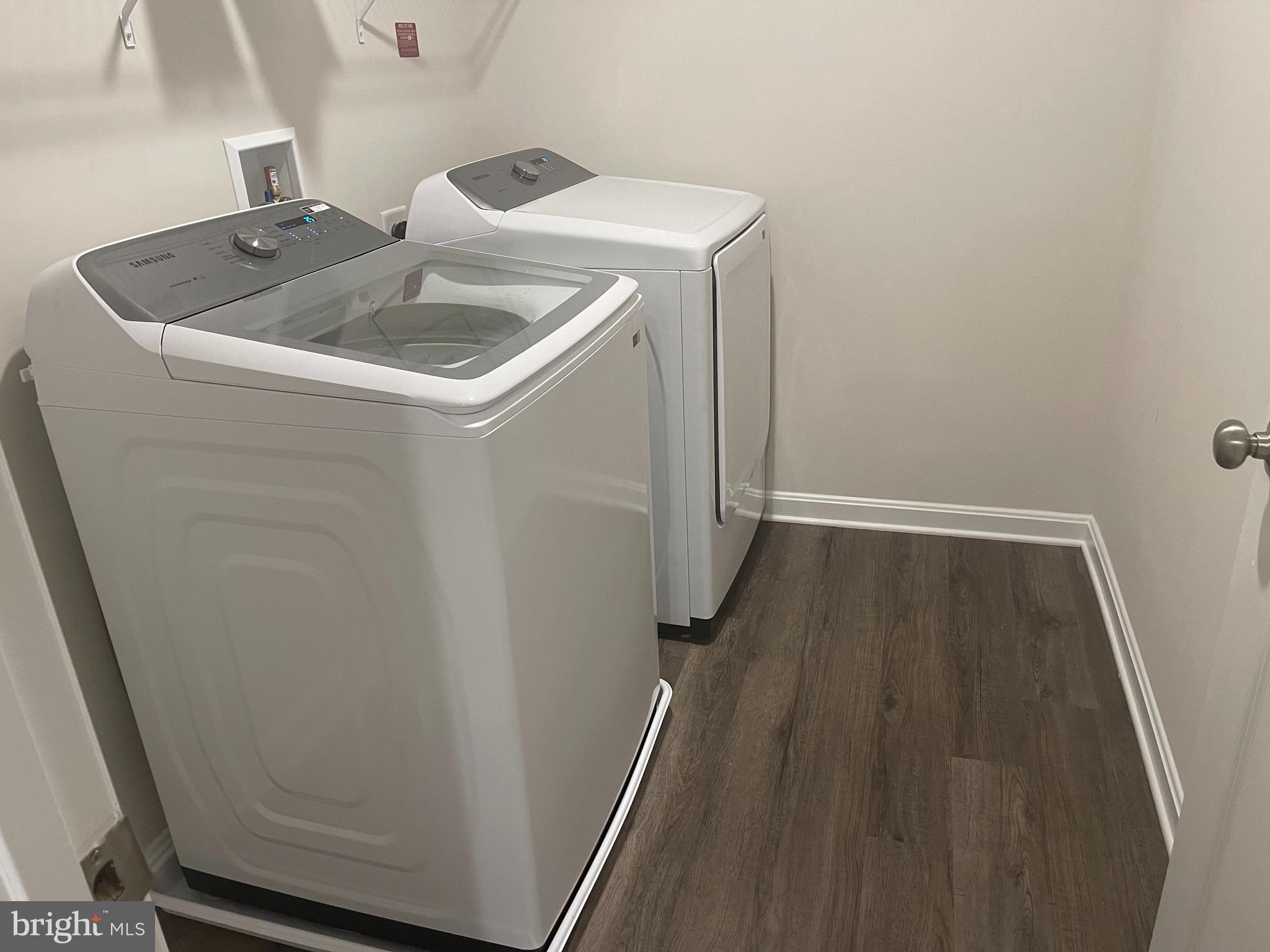 MAGNOLIA SPRINGS - Residential Lease