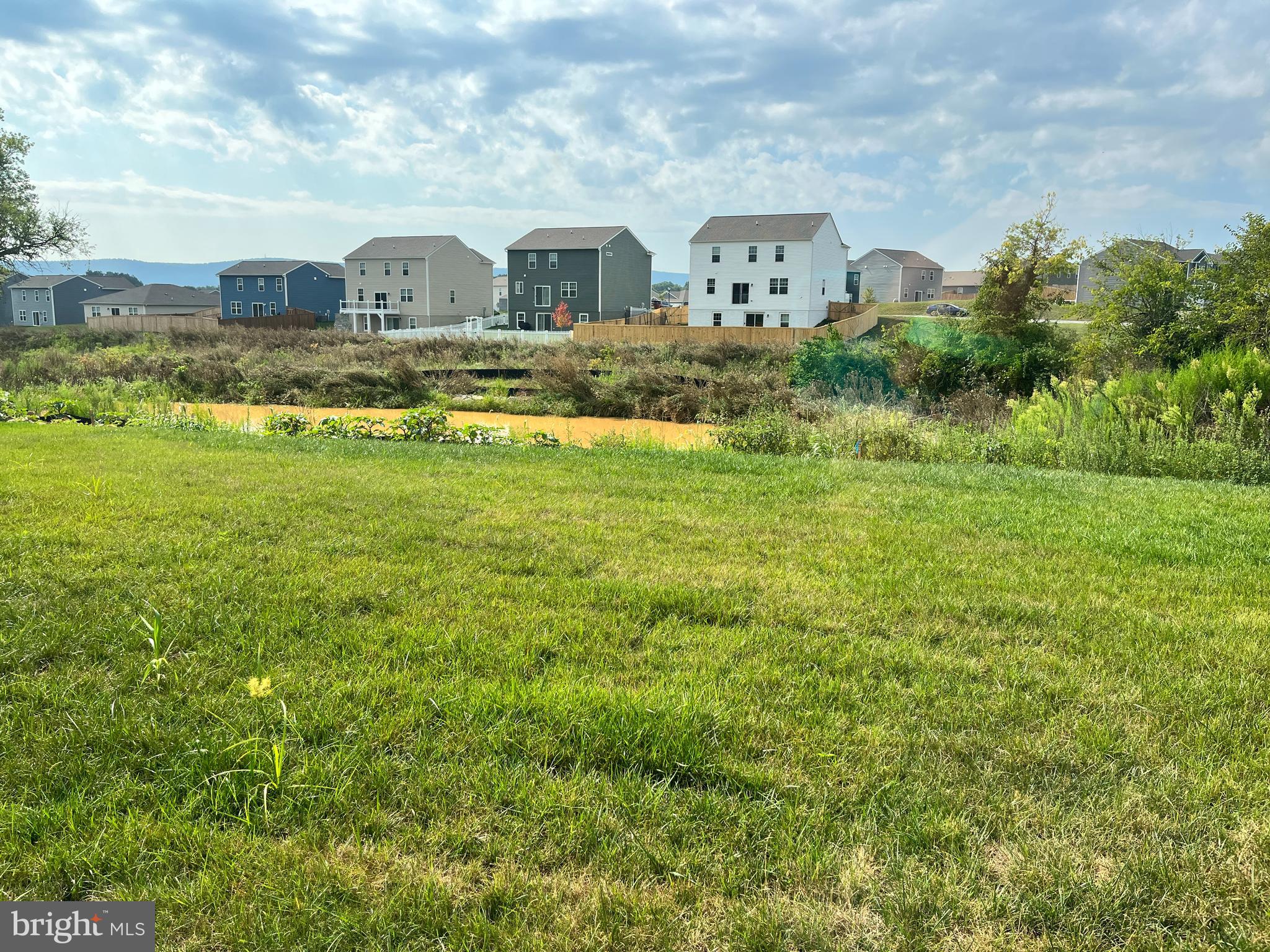 MAGNOLIA SPRINGS - Residential Lease