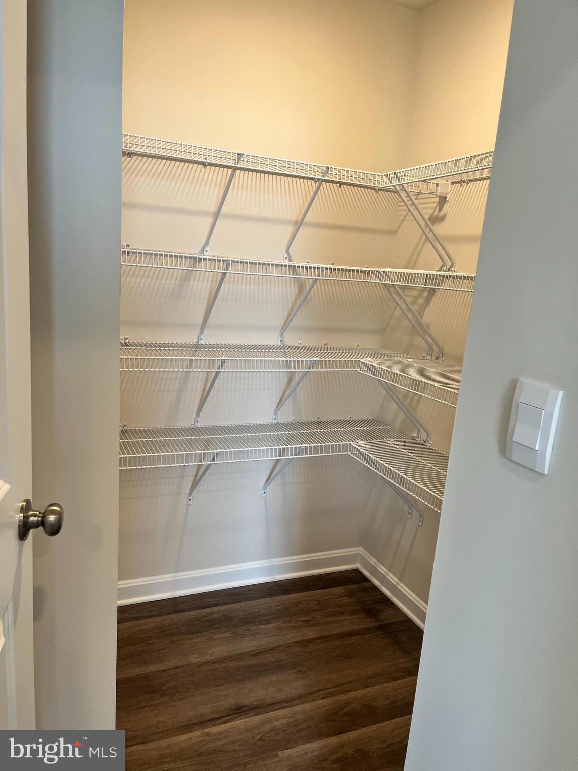 MAGNOLIA SPRINGS - Residential Lease