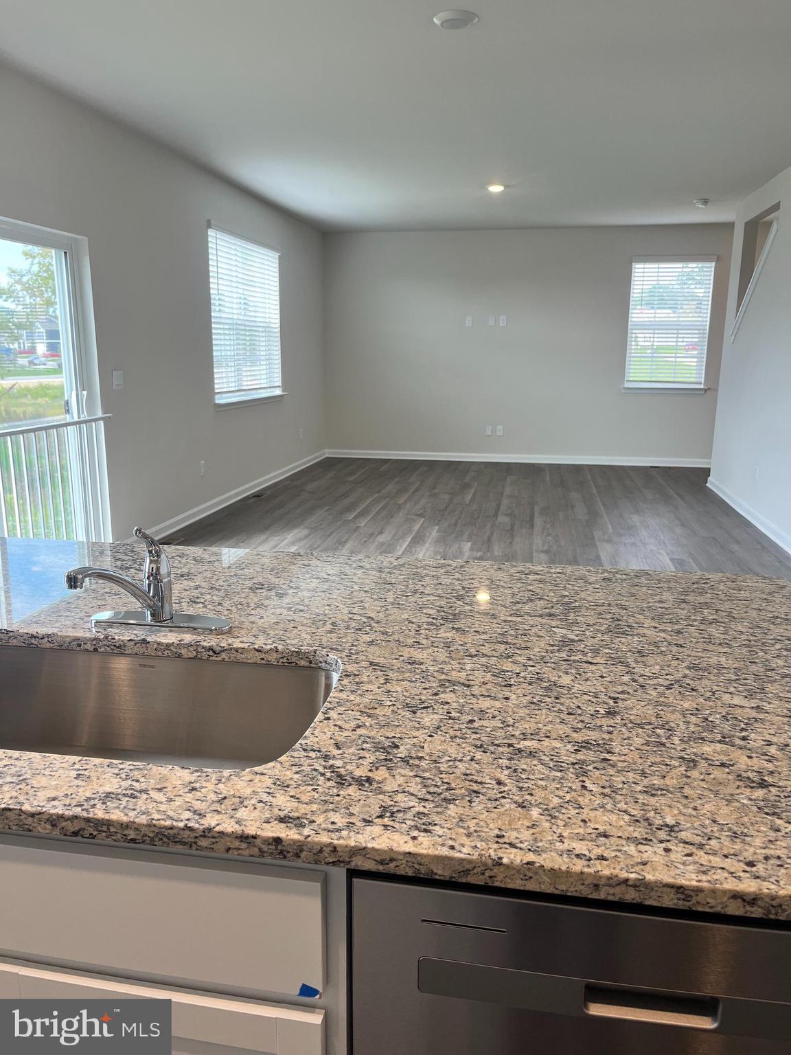 MAGNOLIA SPRINGS - Residential Lease