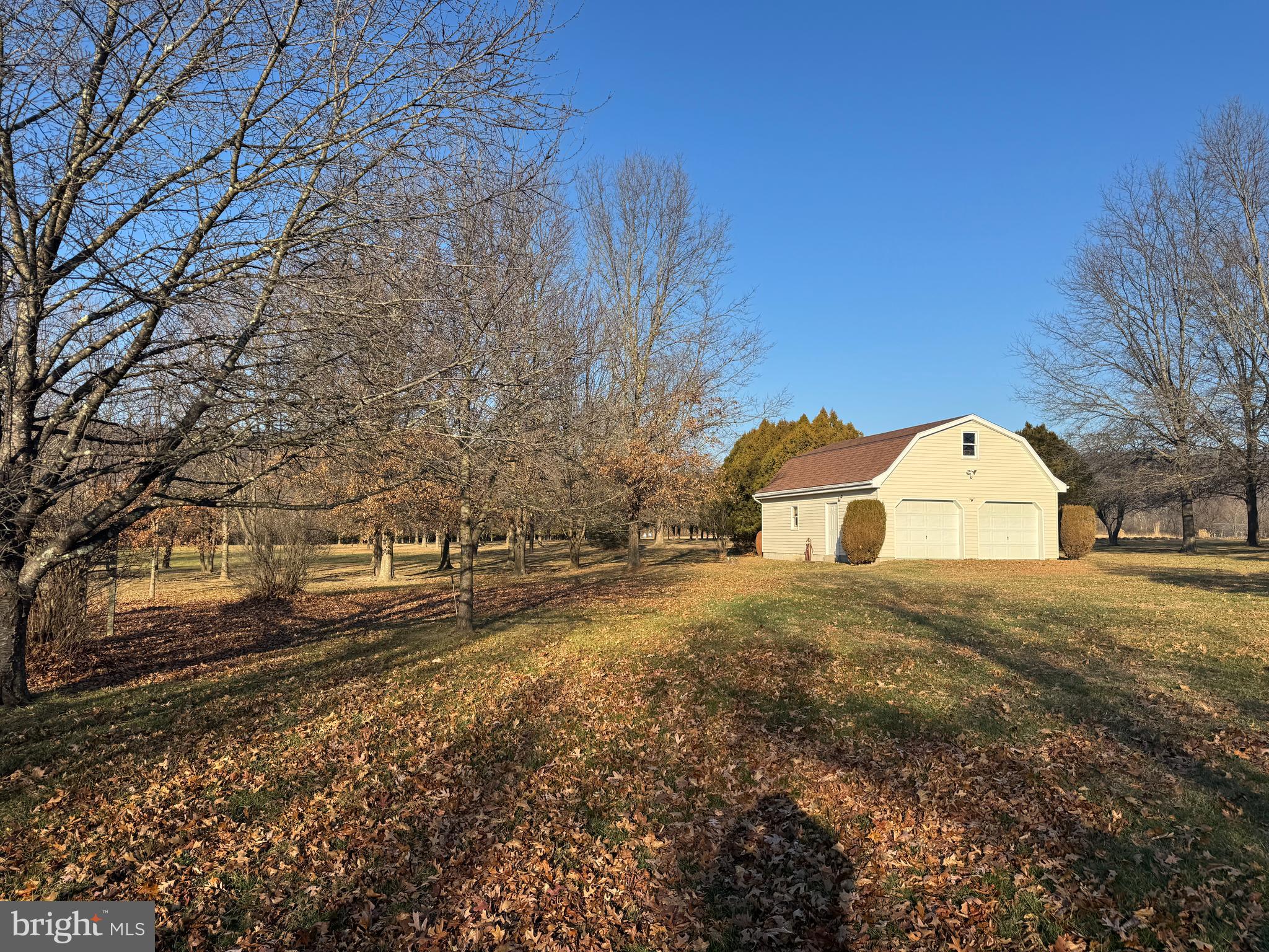 GERRARD ACRES - Residential