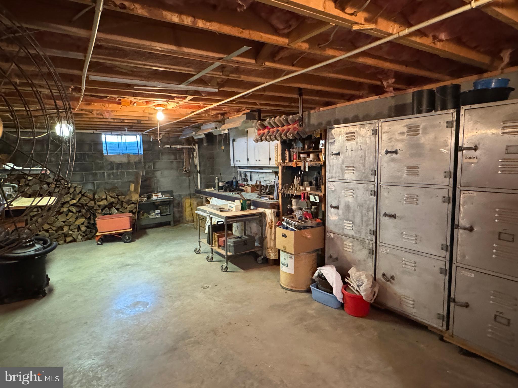 GERRARD ACRES - Residential