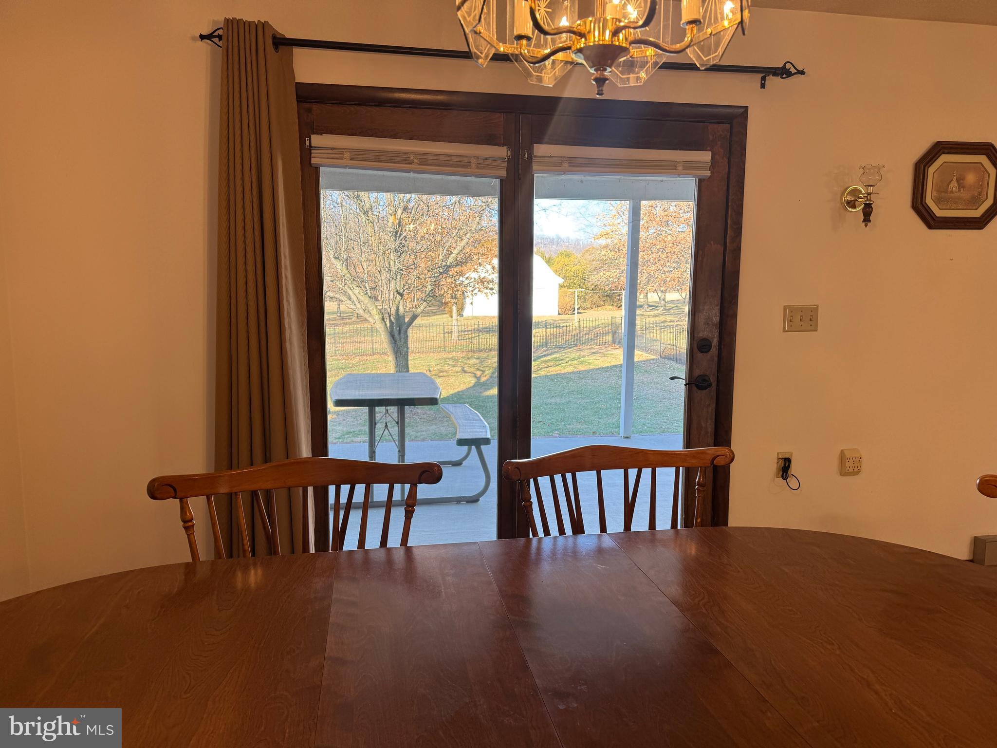 GERRARD ACRES - Residential