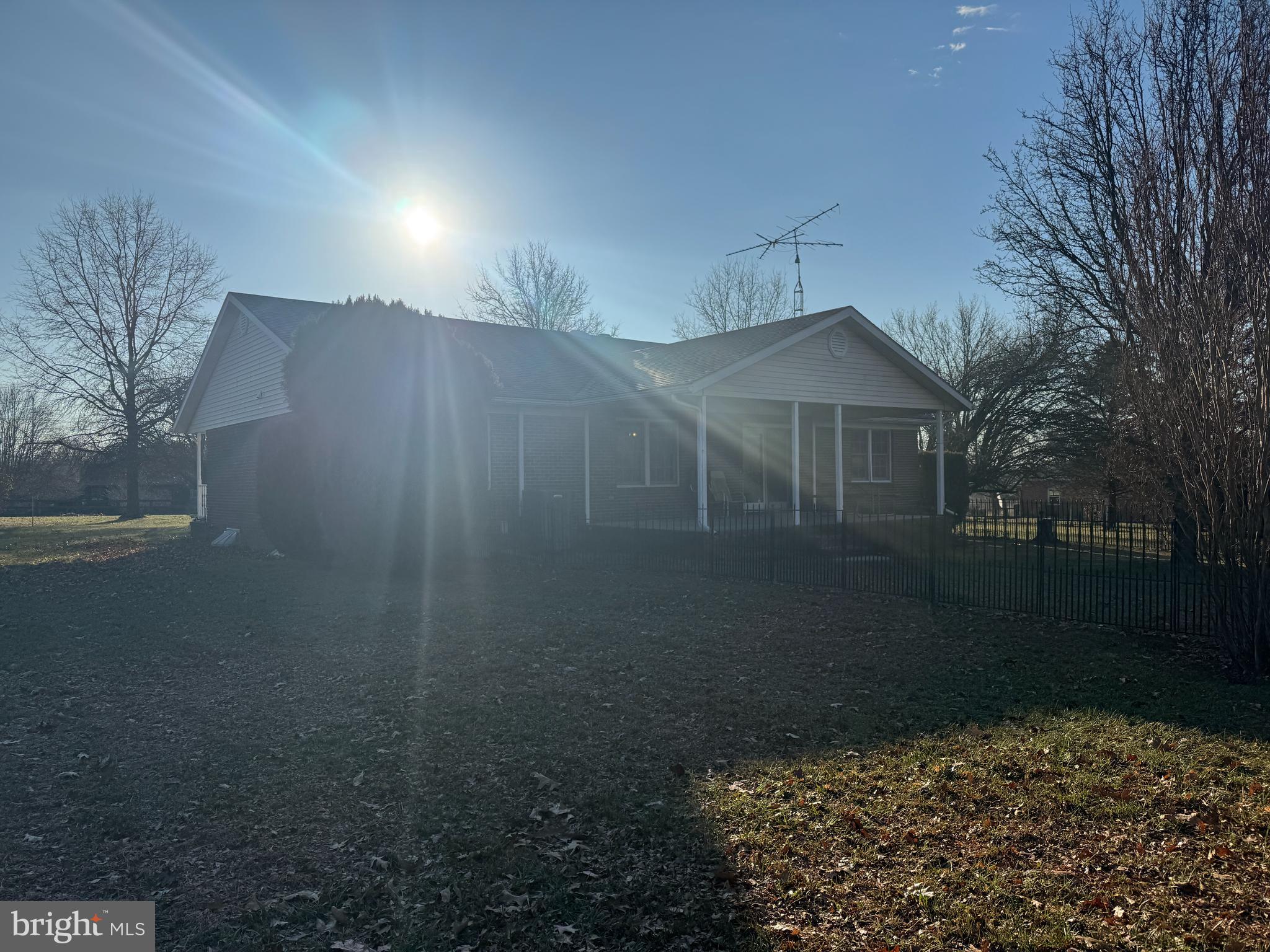 GERRARD ACRES - Residential