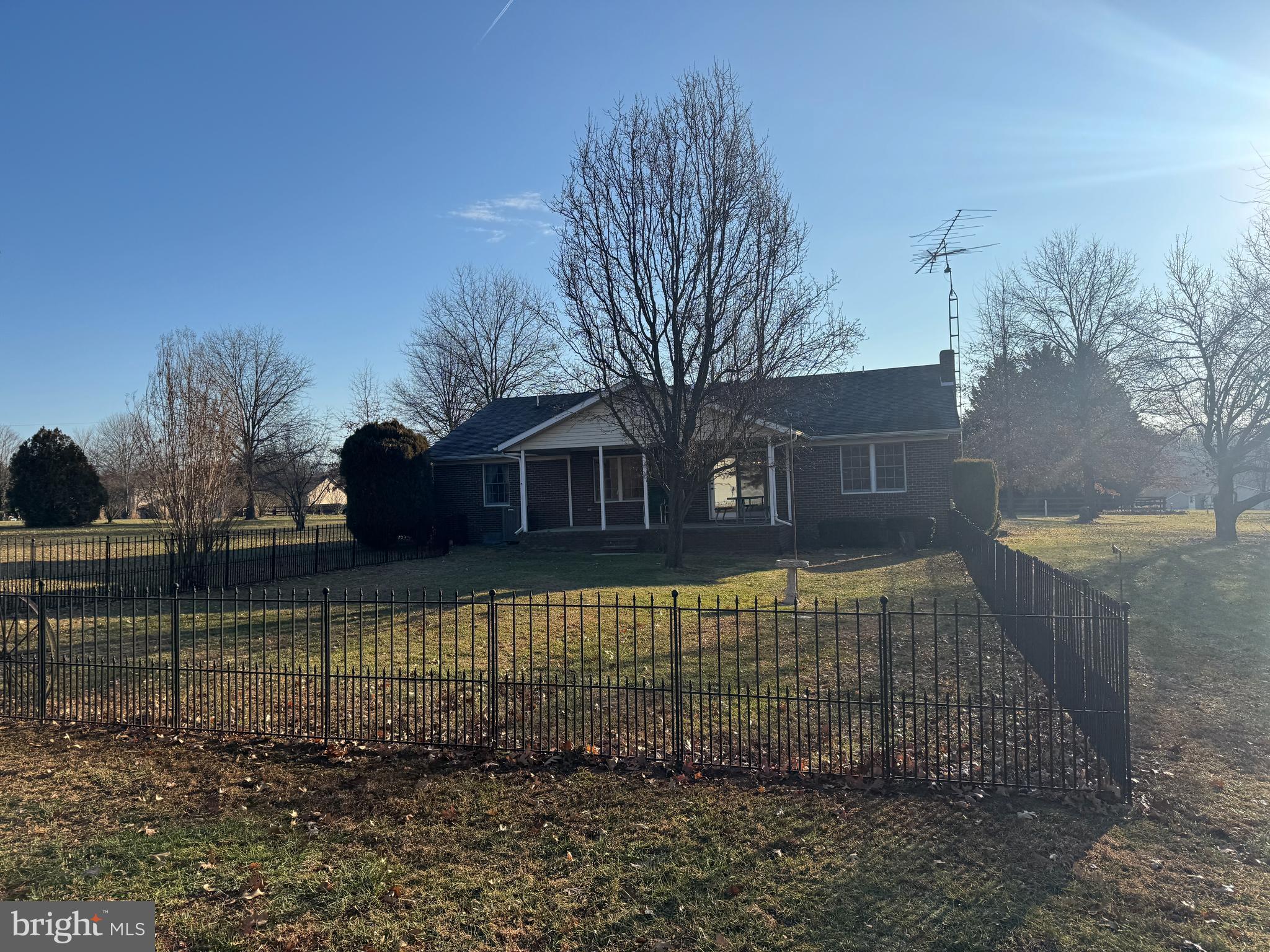 GERRARD ACRES - Residential